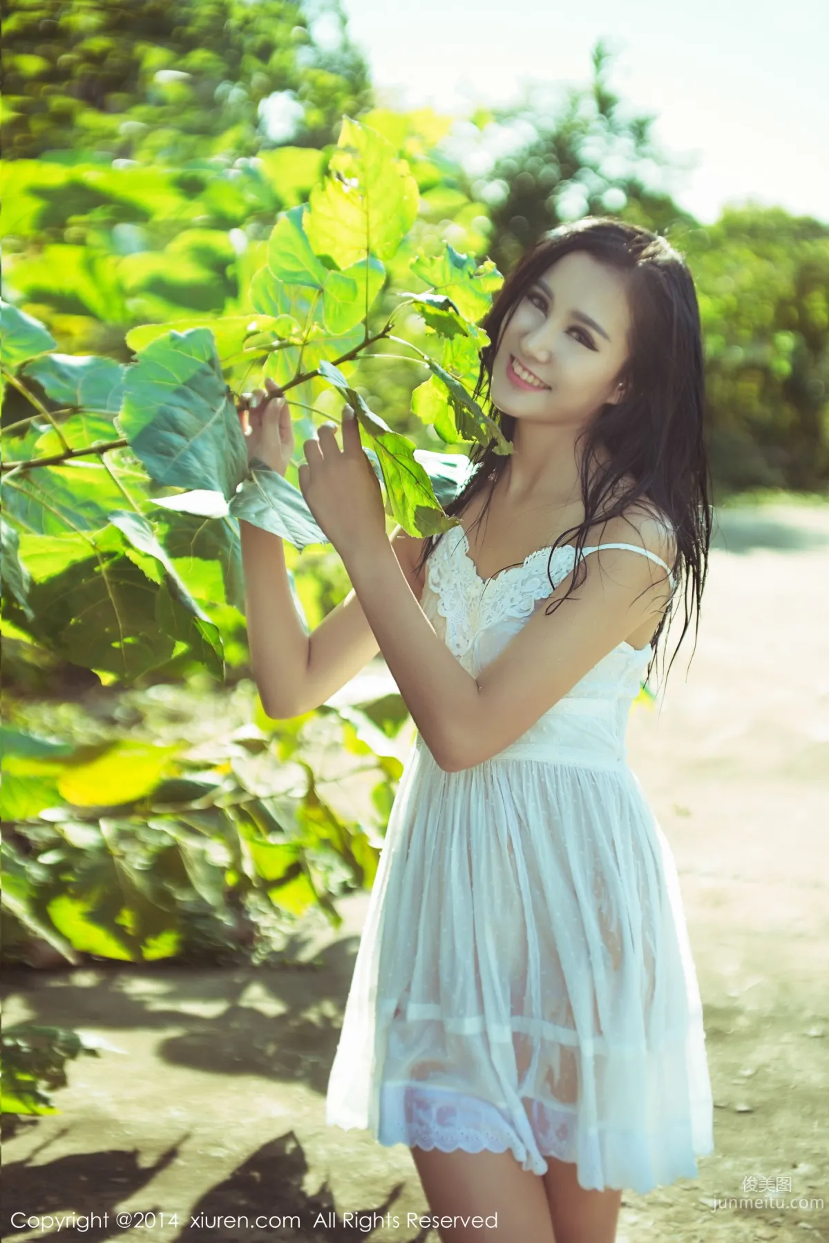 Liu Weila, Girl Under the Scorching Sun [XiuRen] No.226 Photo Set photo 33