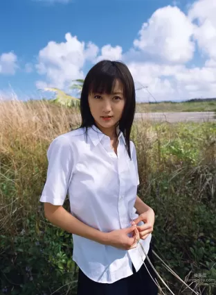 小松彩夏《Genuine》寫真集 [YS Web] Vol.121