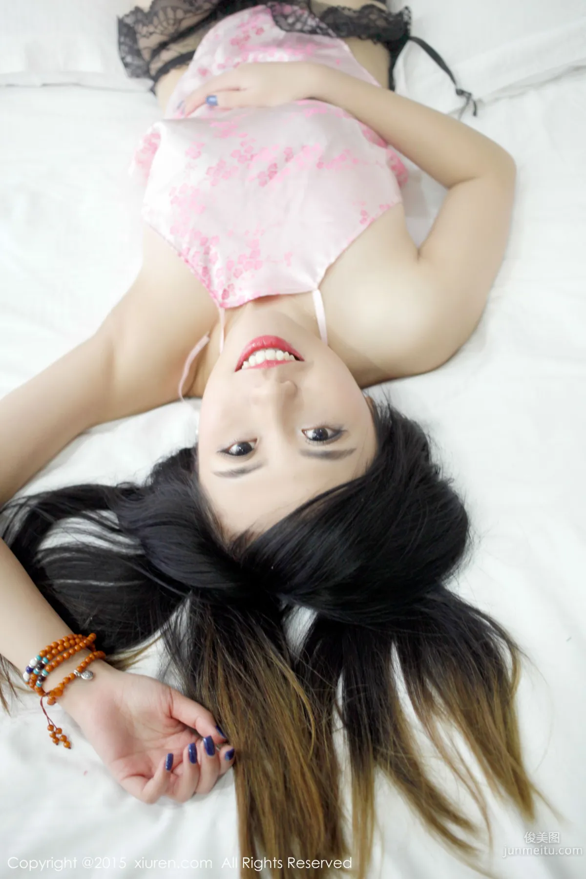 Xie Chenzhuo《Christmas Girl + Little Doudou Series》 [XiuRen] No.290 Photo Set photo 45