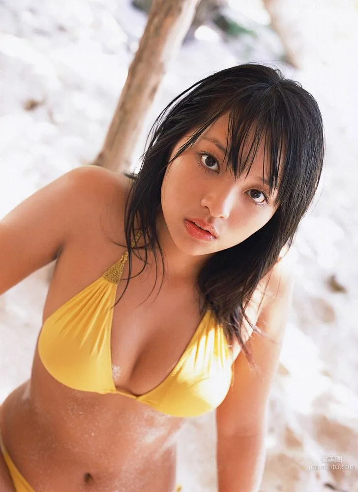 水崎绫女《胸、跃らせてハジけちゃおう!》写真集 [YS Web] Vol.11821