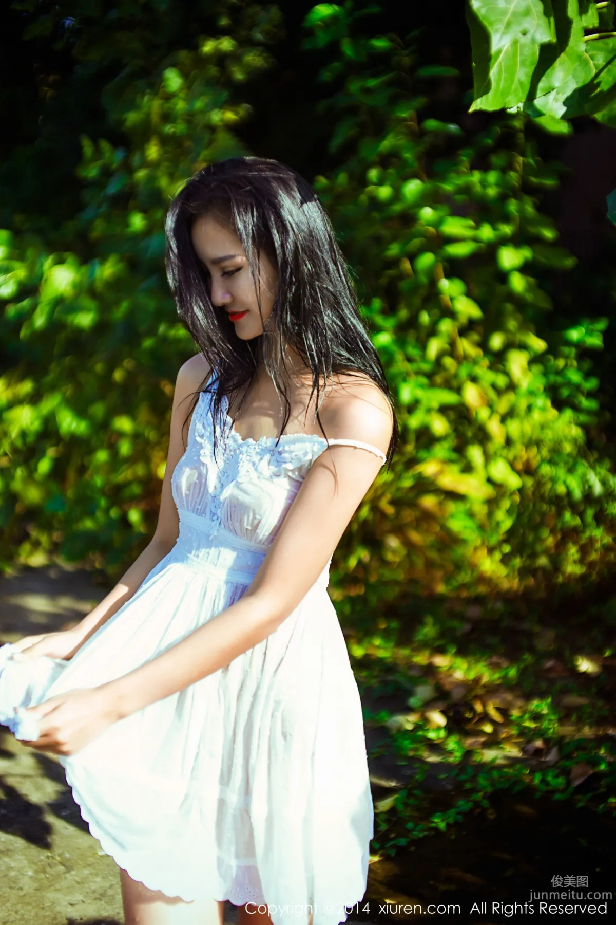 Liu Weila, Girl Under the Scorching Sun [XiuRen] No.226 Photo Set photo 37