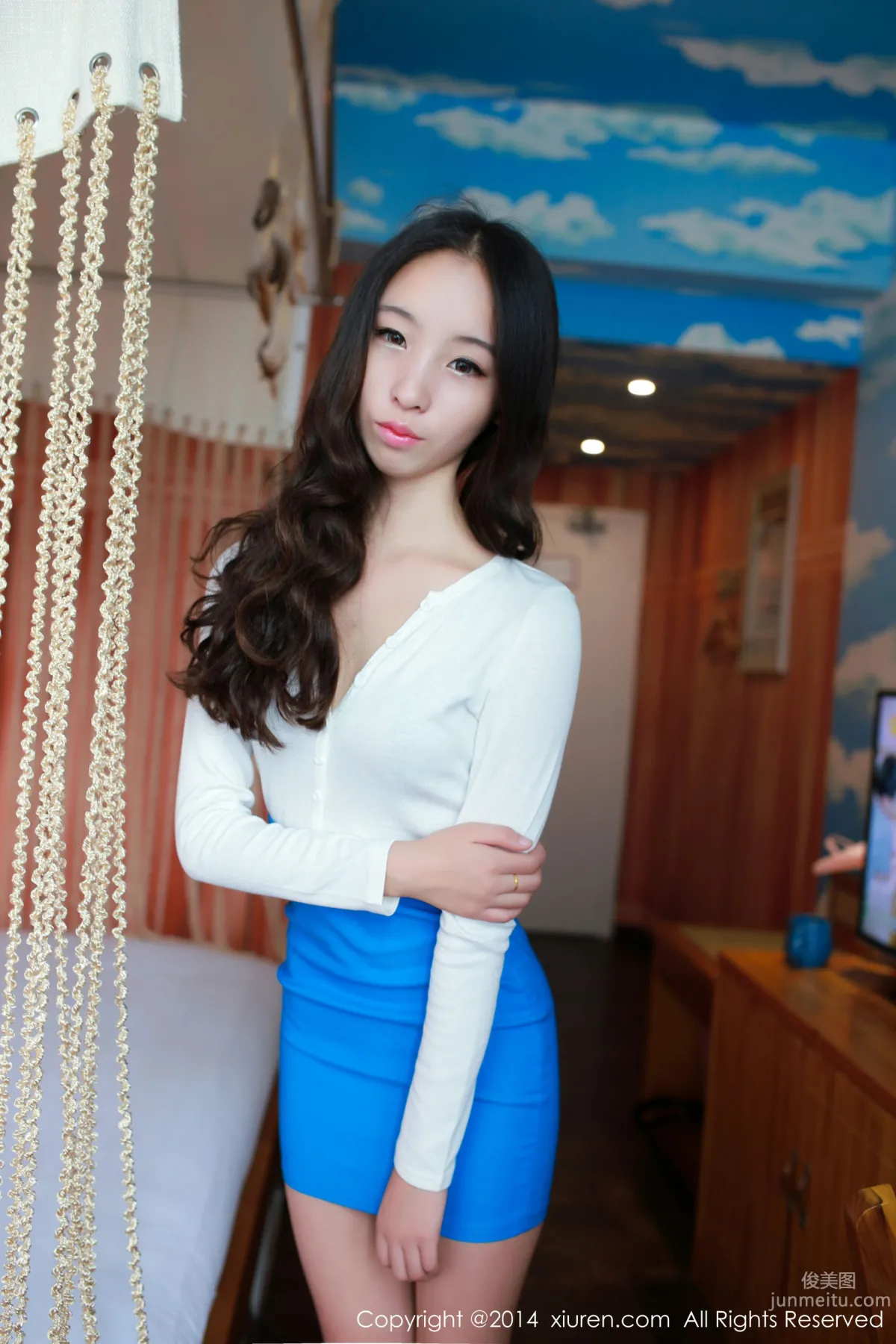 Zixuan Crystal Uniform Girl + Cat Ears Series [XiuRen] No.219 Photo Set photo 2