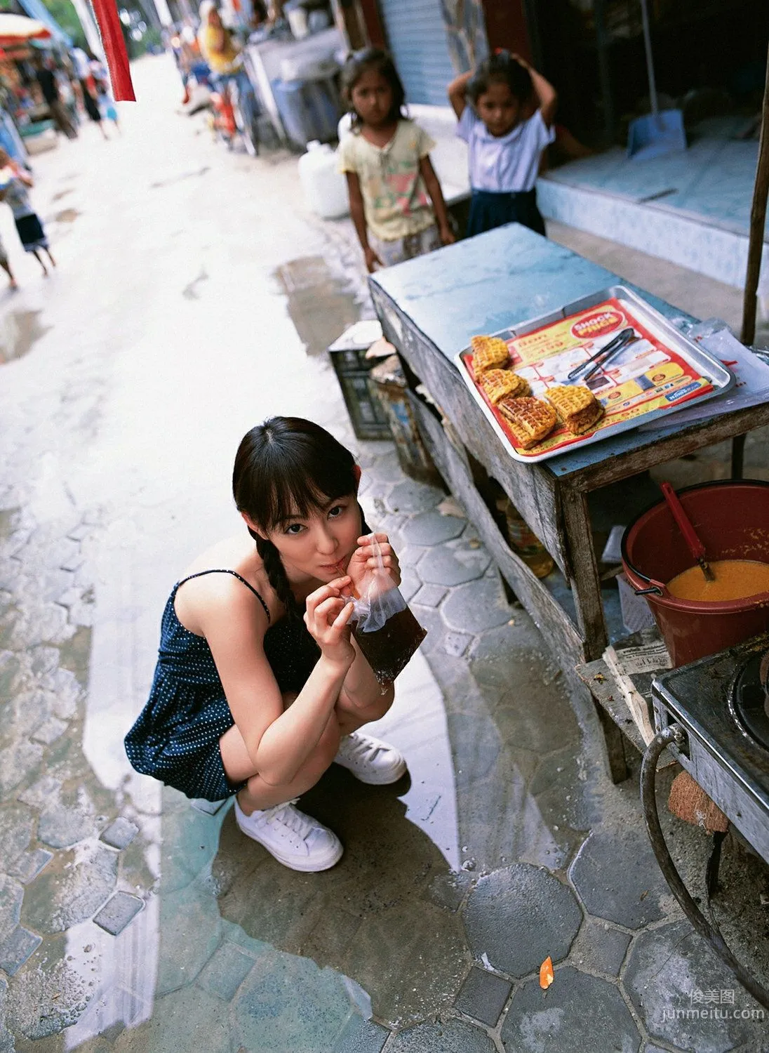 秋山莉奈《熱帯、美少女、ハプニング!!!》寫真集 [YS Web] Vol.215 30