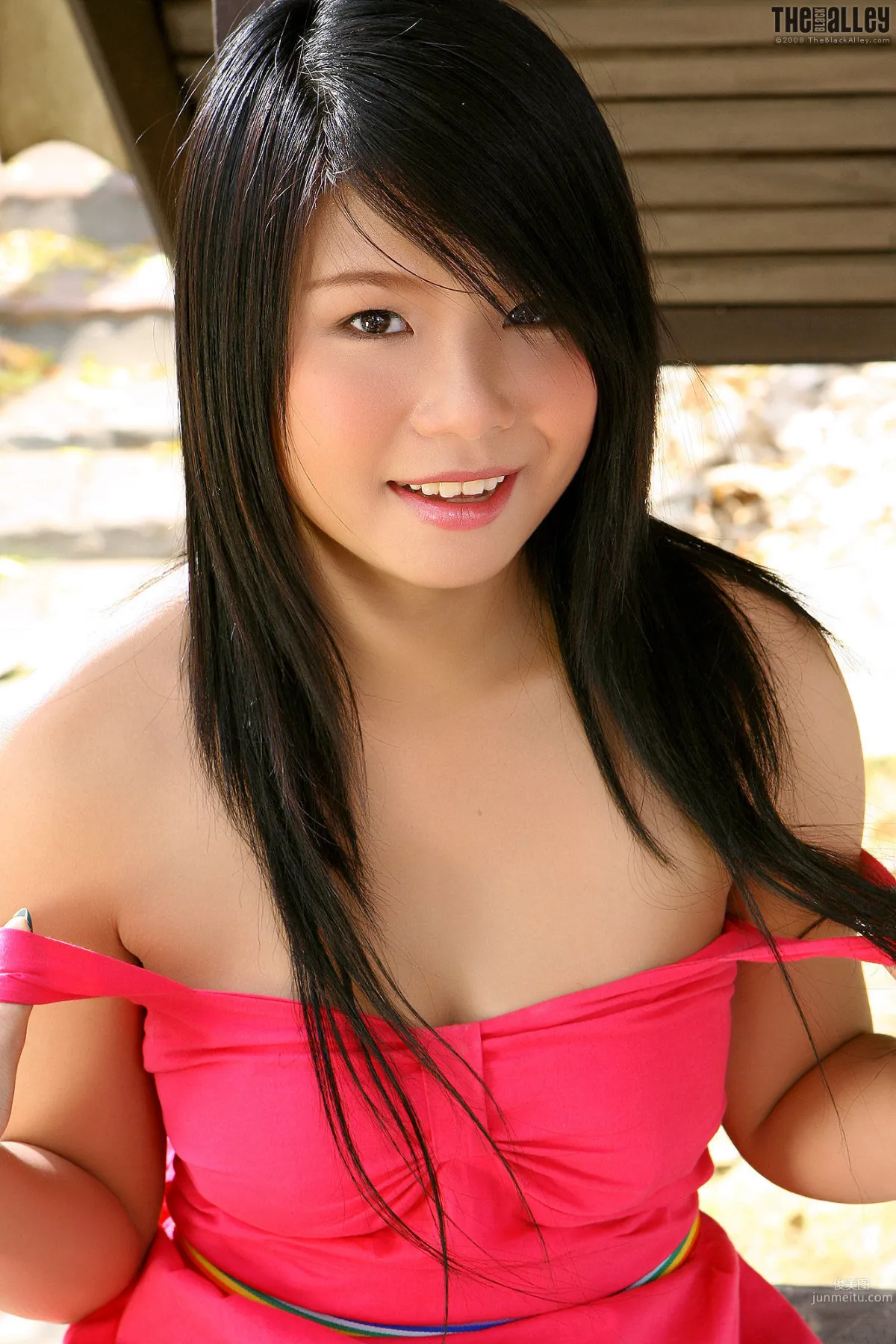 [The Black Alley] Lora Lee 连衣裙少女 写真集18