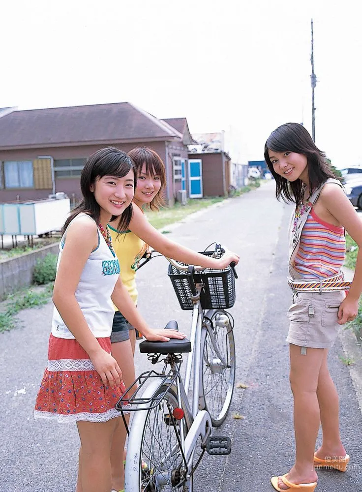 Saaya Irie, Runa Okada, Rio Iguchi 'chase' Photo Set [YS Web] Vol.178 photo 29