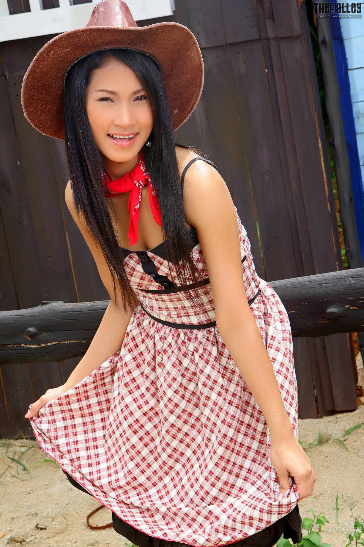 [TheBlackAlley] Sophie Chin 朋克連衣裙 寫真集 3