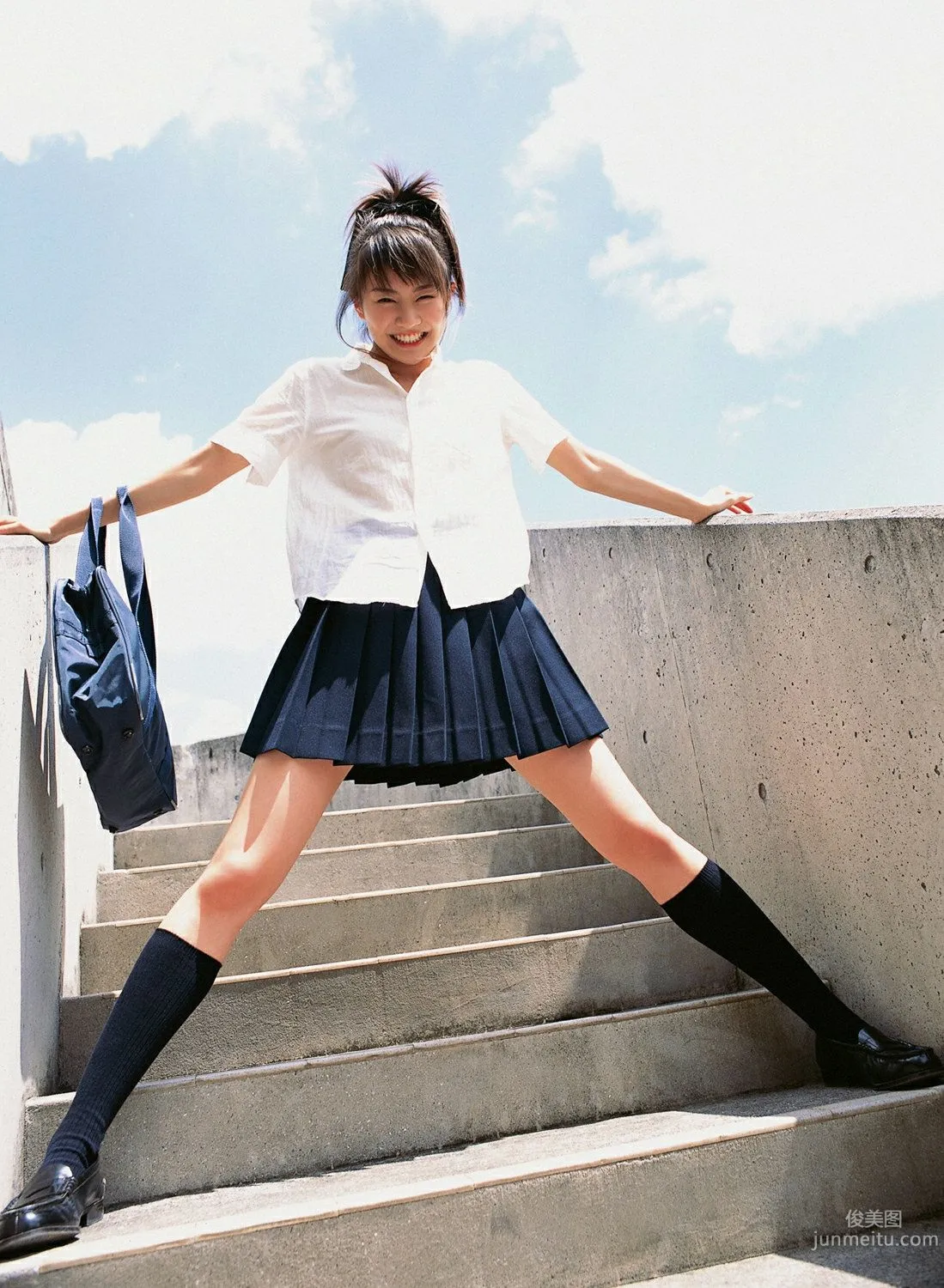Ai Takabe, Ace Beautiful Girl of the Handkerchief Generation! Photo Set [YS Web] Vol.212 photo 29