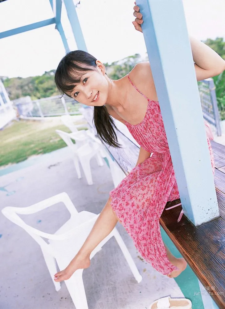 小松彩夏《おソトで大冒険》写真集 [YS Web] Vol.14671
