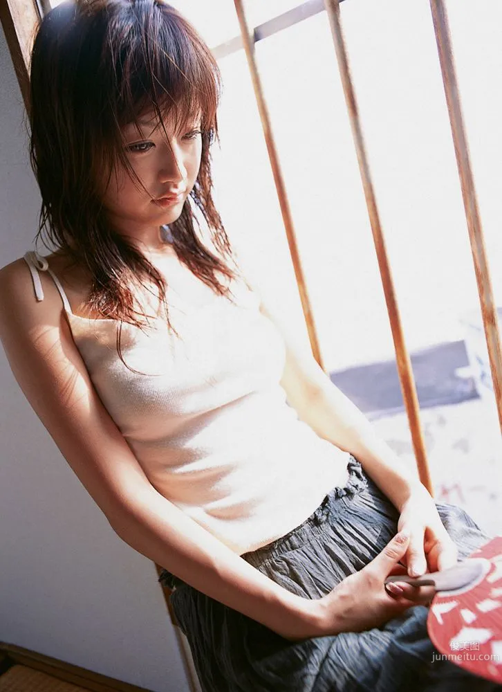 工藤裡紗《Queen of Smile》寫真集 [YS Web] Vol.164 30