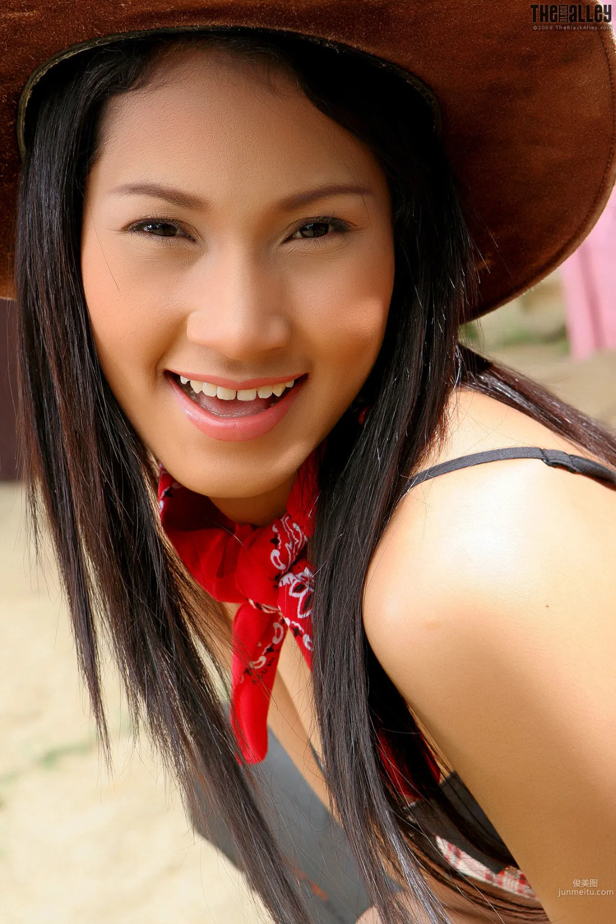 [TheBlackAlley] Sophie Chin 朋克連衣裙 寫真集 13