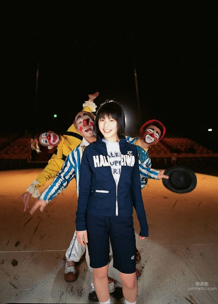 Kaho夏帆《Magical Step》写真集 [YS Web] Vol.1568