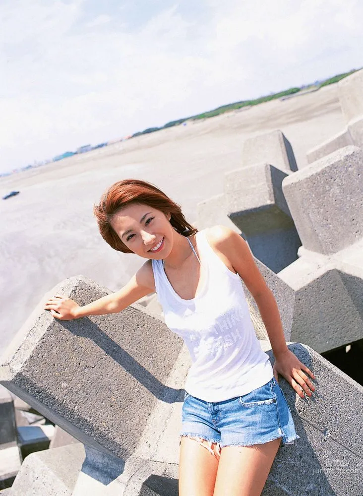 山本梓《Life is Full of Joy》寫真集 [YS Web] Vol.129 14