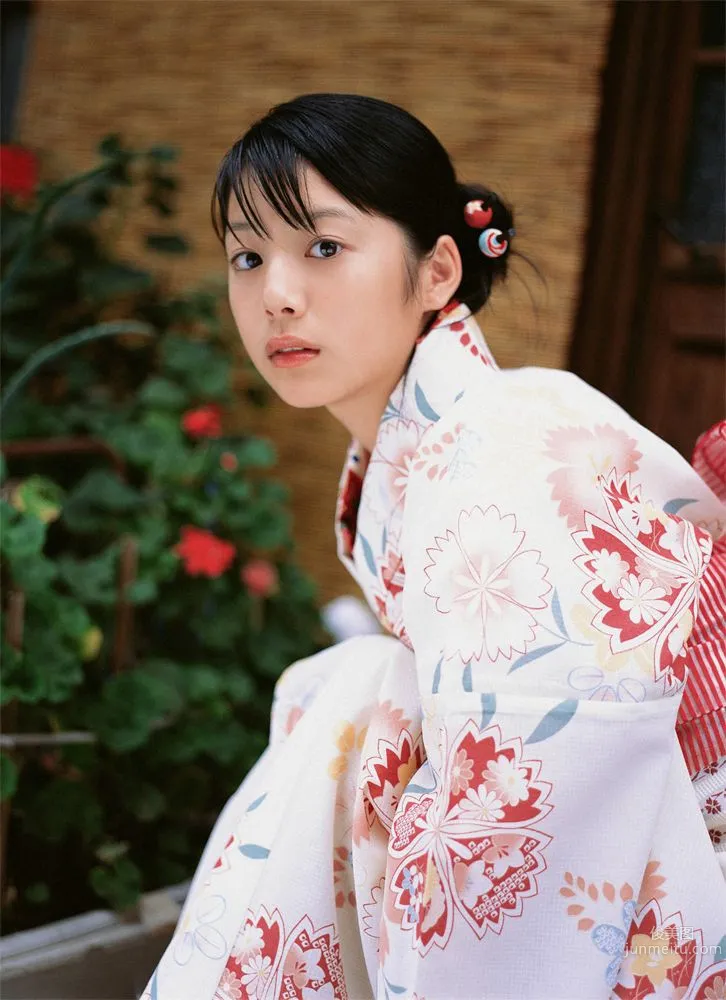 夏帆Kaho《中學生最後の夏休み、思い出いっぱ？？!!》寫真集 [YS Web] Vol.176 8