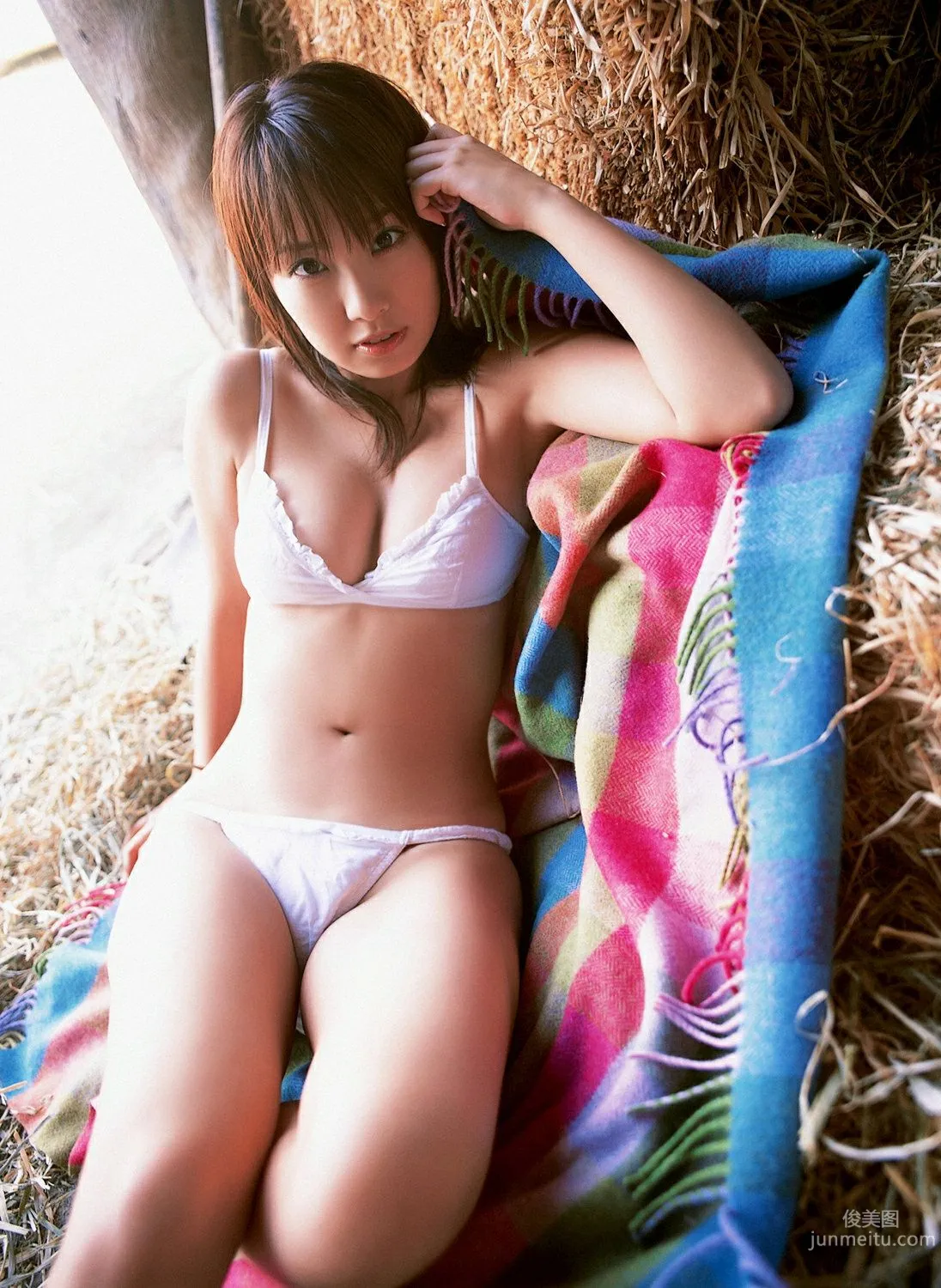 山本梓《フイルドでいこう!》写真集 [YS Web] Vol.21056