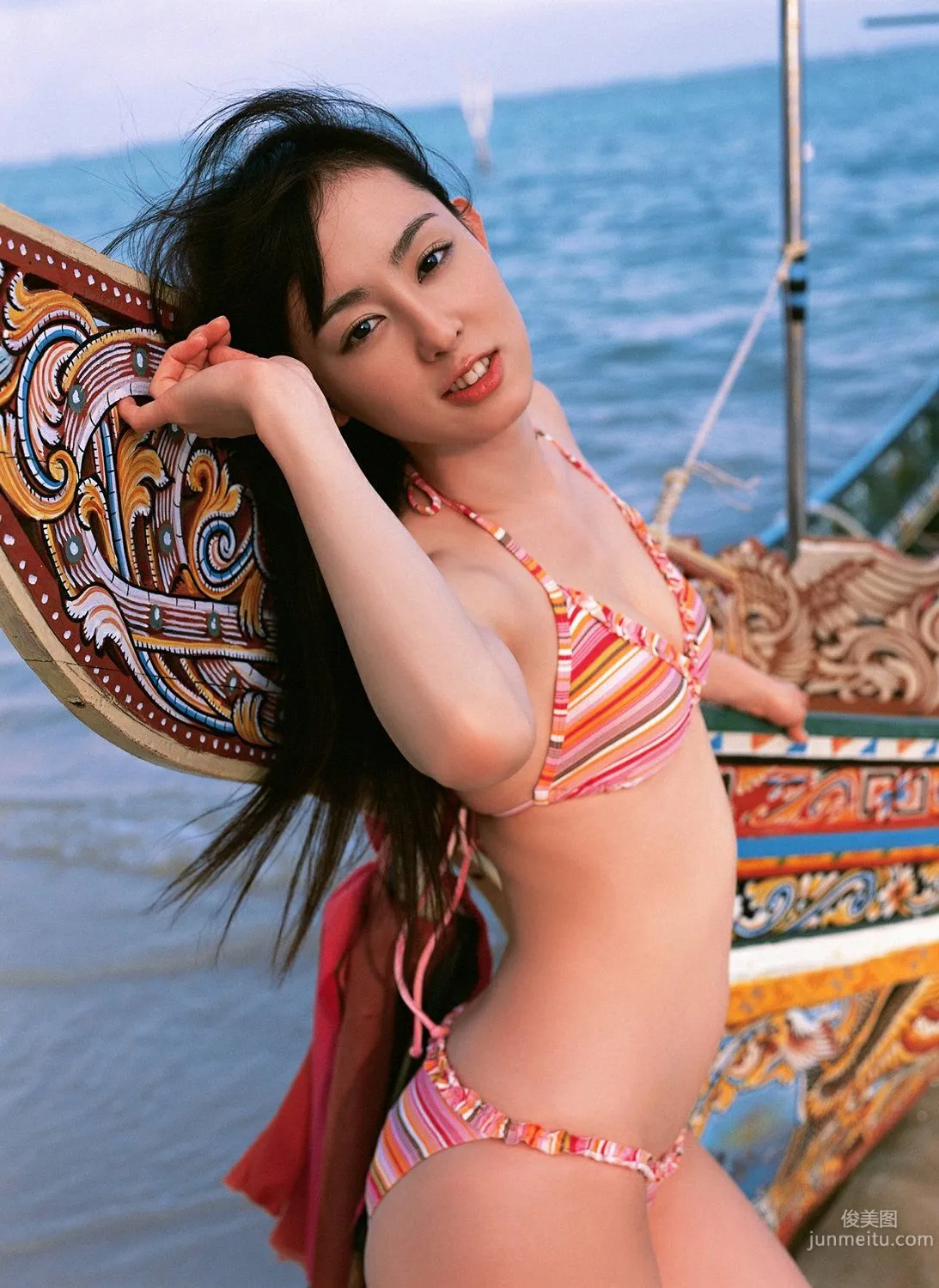 秋山莉奈《熱帯、美少女、ハプニング!!!》寫真集 [YS Web] Vol.215 6