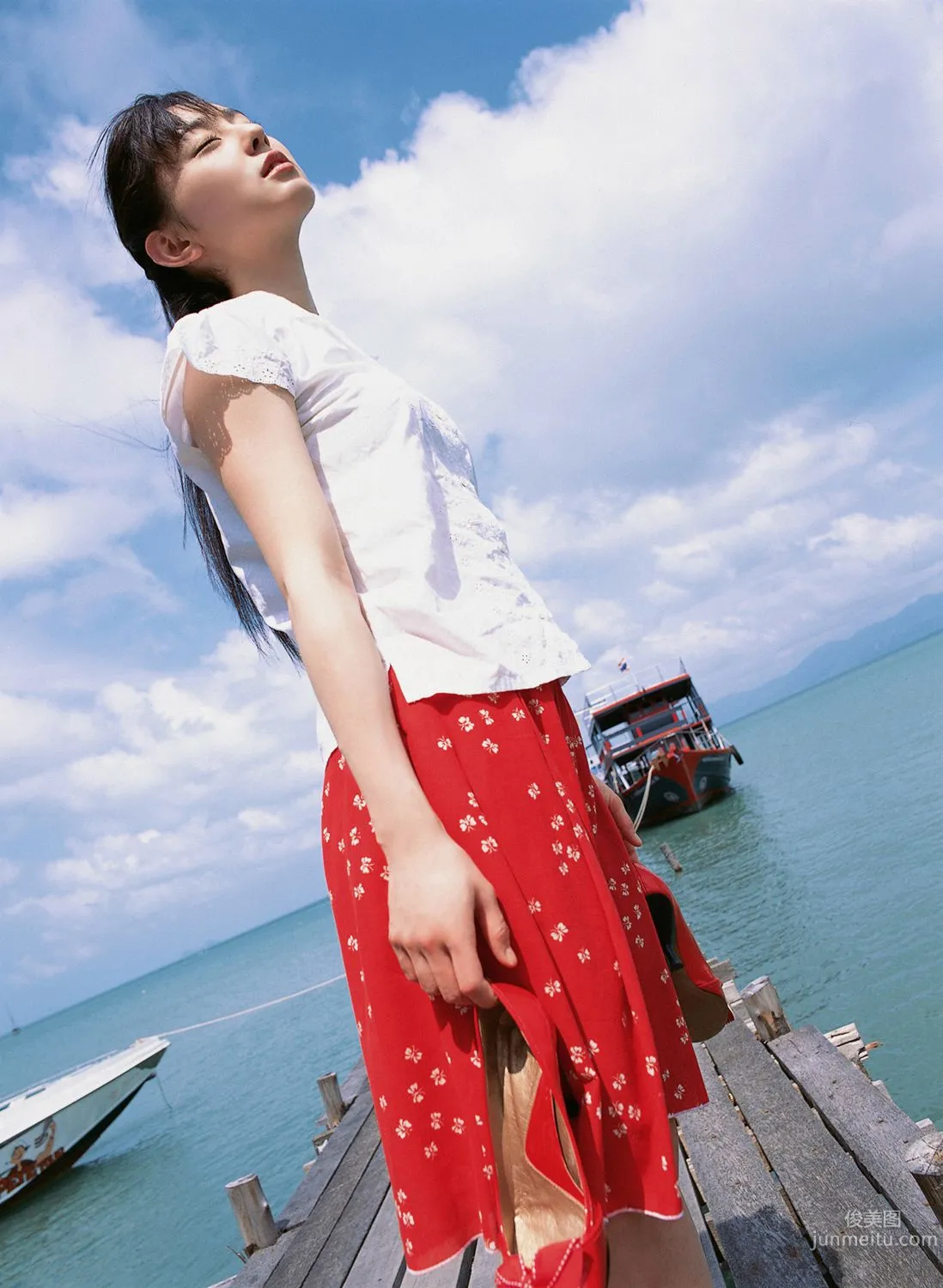 秋山莉奈《Watch Her Hip!》寫真集 [YS Web] Vol.200 36