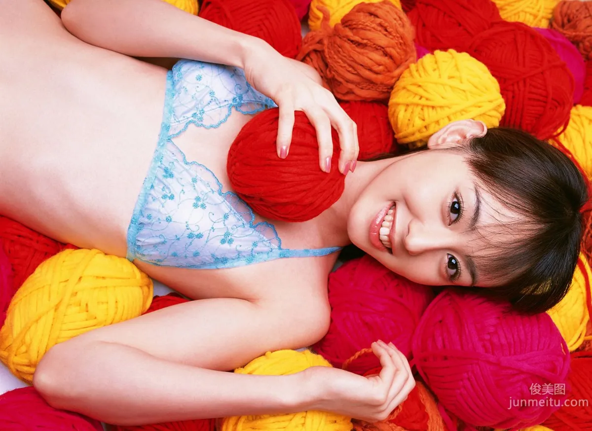 秋山莉奈《HIP! STEP!! JUMP!!!》寫真集 [YS Web] Vol.188 32