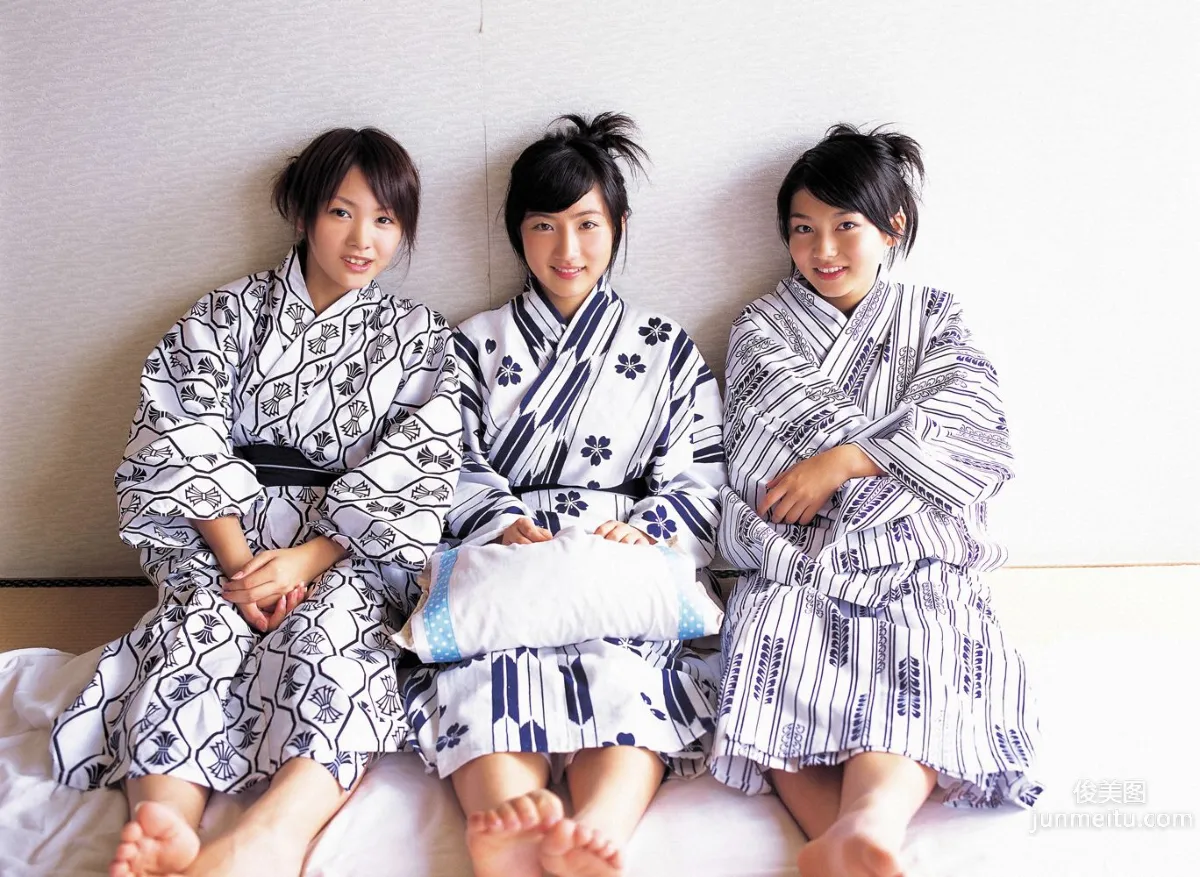 Saaya Irie, Runa Okada, Rio Iguchi 'chase' Photo Set [YS Web] Vol.178 photo 45