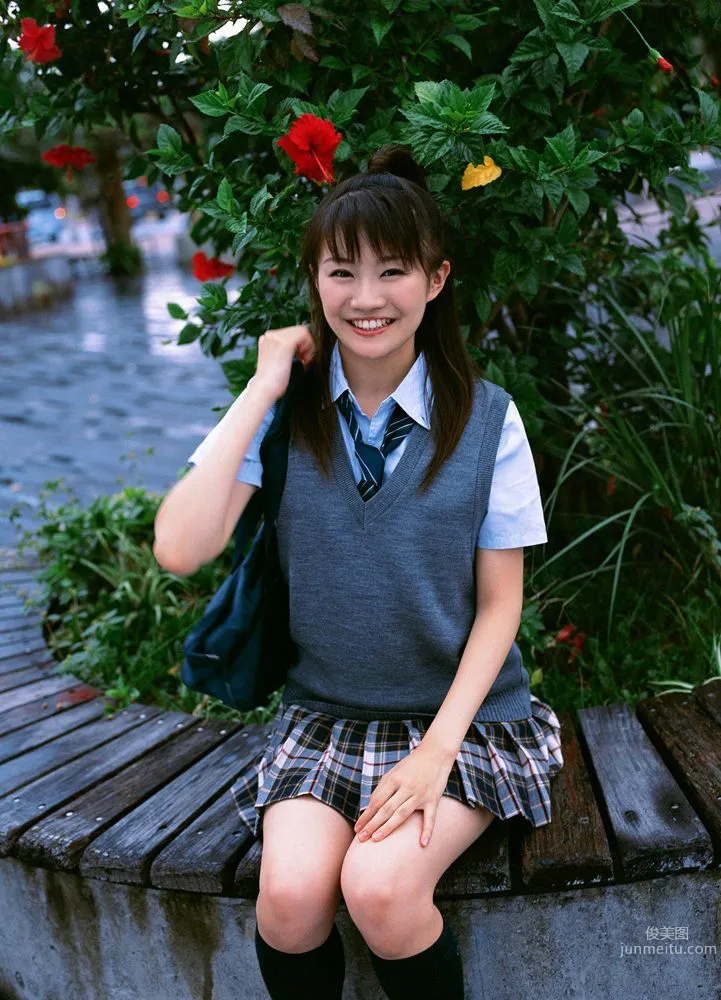 高部あい《もぎたて女子高生アイドル》写真集 [YS Web] Vol.18242