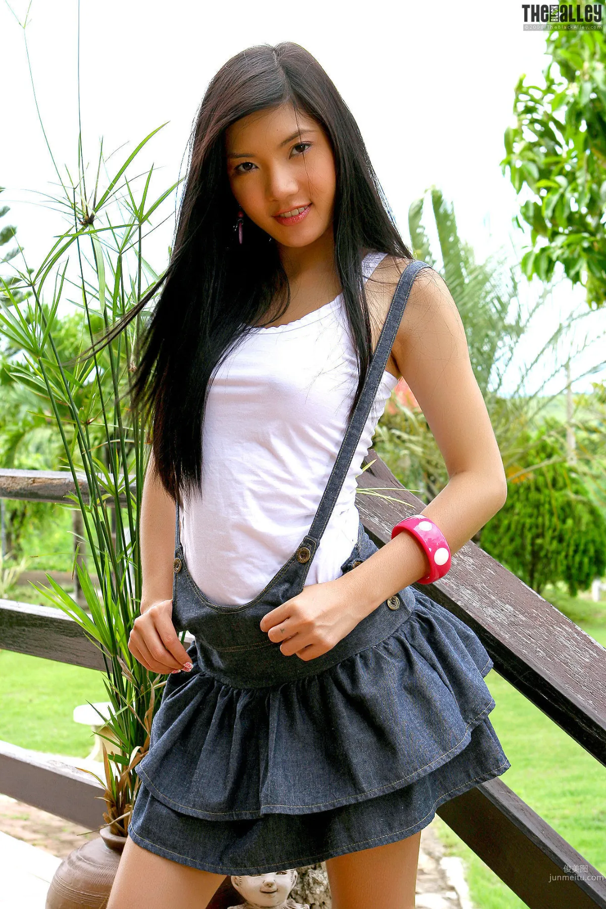 [The Black Alley] Vanessa Tang Denim Suspender Skirt Girl Photo Set photo 31