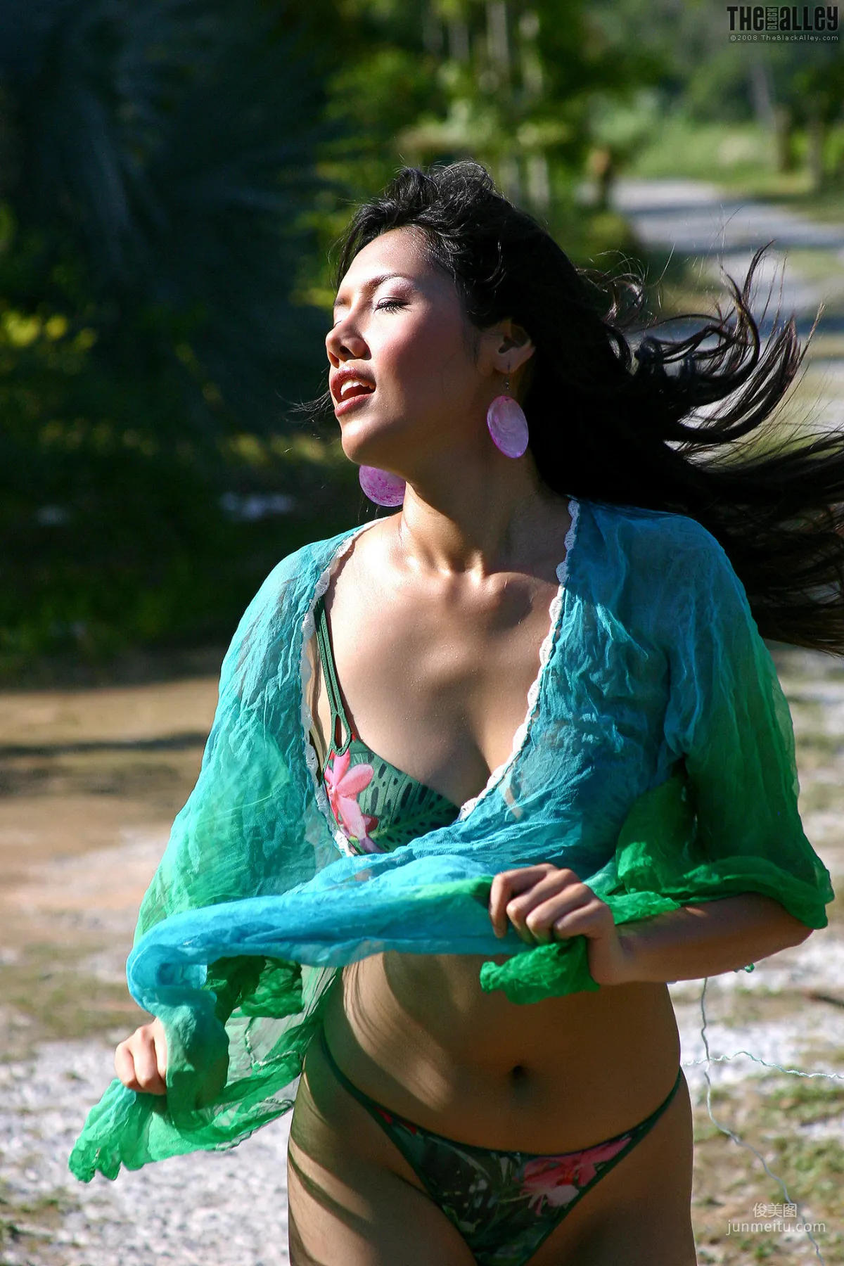 [The Black Alley] Siriprapa Tung Aesthetic Sheer Fabric Body Photo Set photo 18