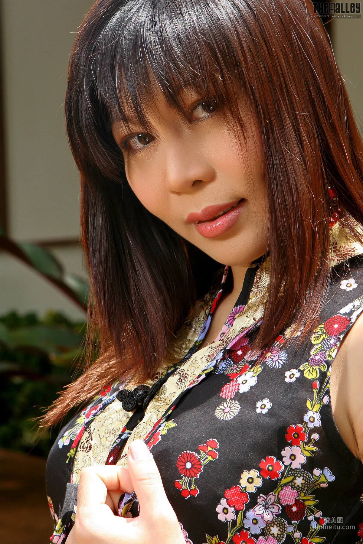 [The Black Alley] Naomi Kai Mature Woman Temptation Photo Set photo 13
