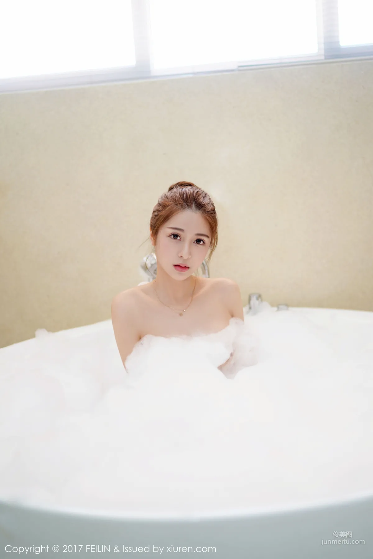 luna Zhang Jingyan 'Bikini + Bold Wet Look + Bathroom Bubble Bath' [FeiLin] Vol.114 Photo Set photo 38