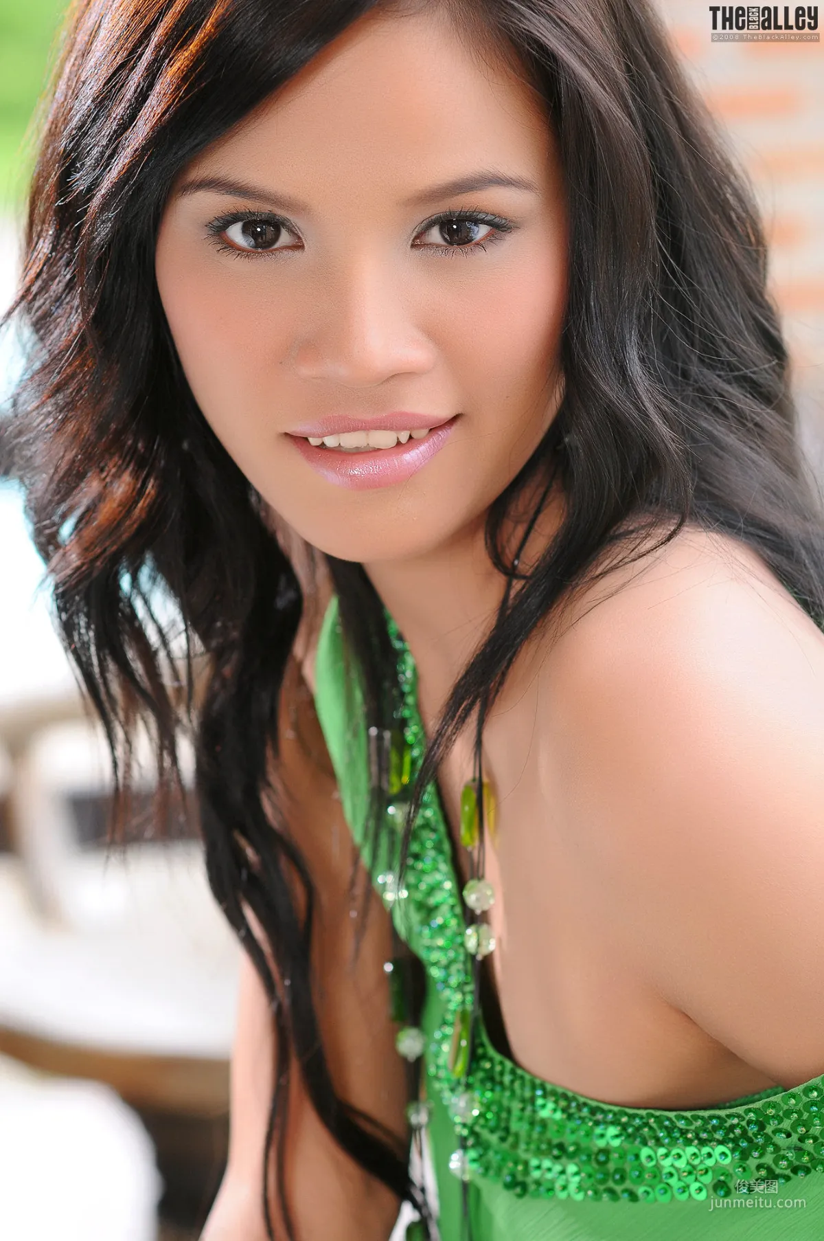 [TheBlackAlley] Honey Koo Green Dress Series Photo Set photo 23