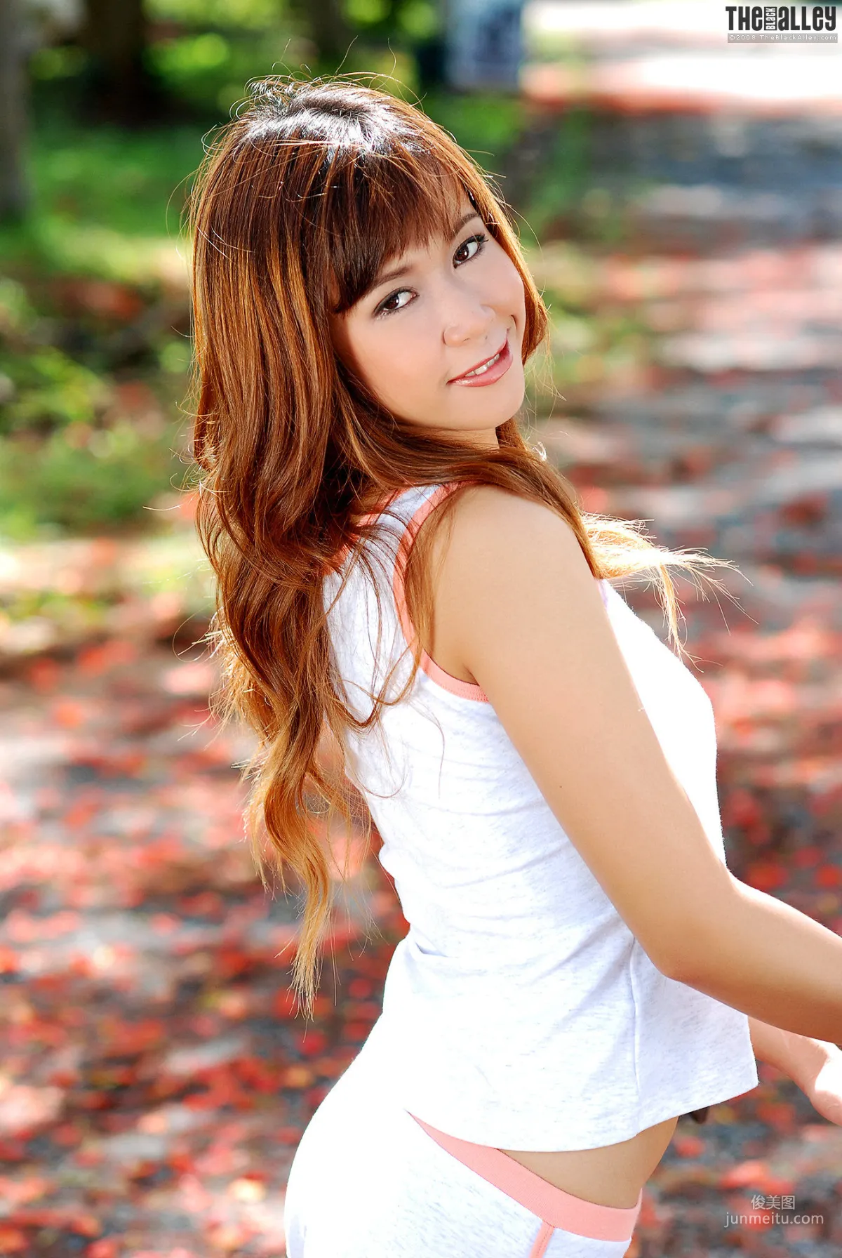 [TheBlackAlley] Veranda Wei 自行車少女 寫真集 7