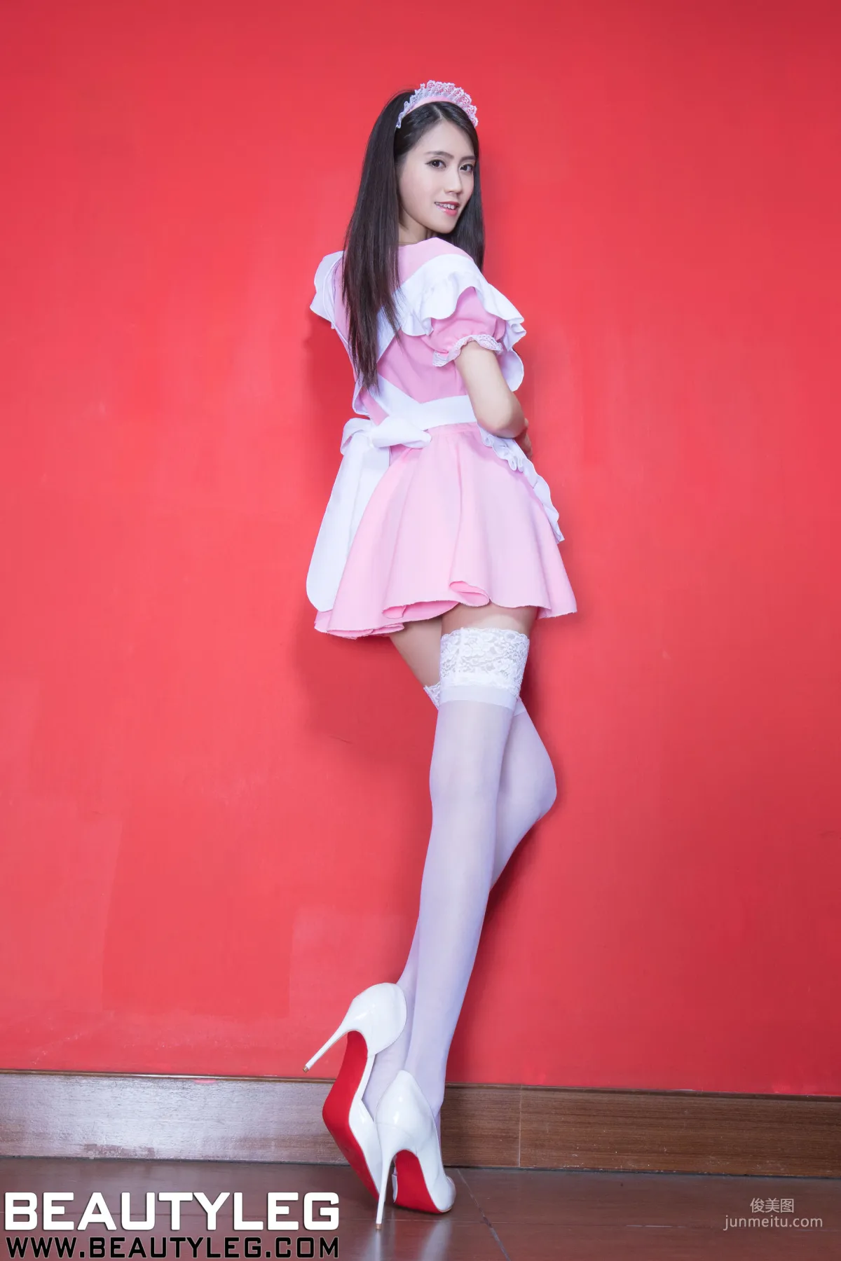 腿模Candy廖坎蒂《黑丝OL+粉色女仆》 [Beautyleg] NO.1522 美腿写真集6