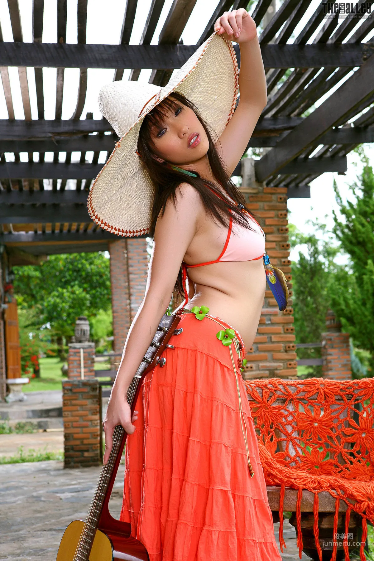 [TheBlackAlley/TBA黑巷] Loretta Kang 長裙女郎 寫真集 15