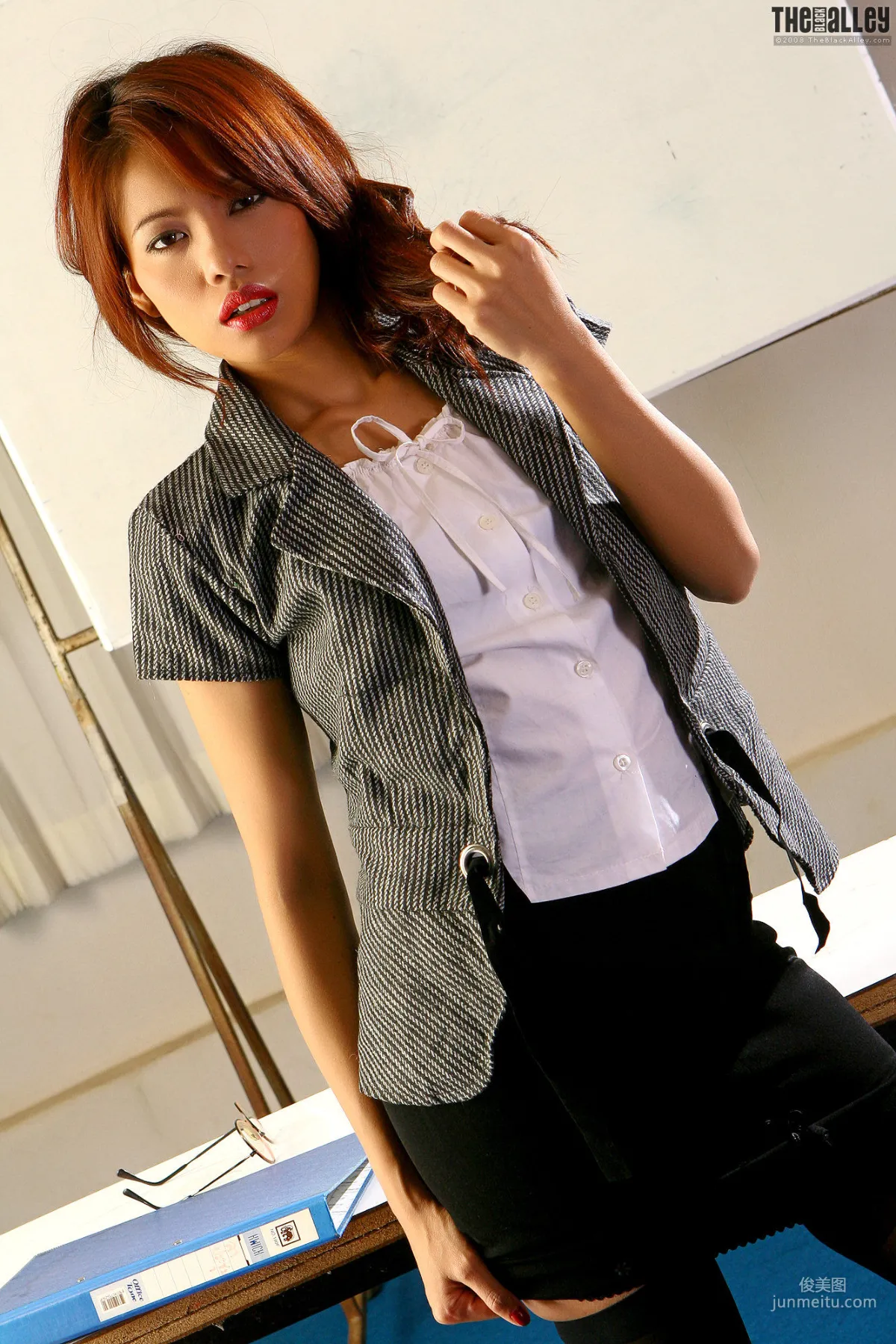 [The Black Alley] Farida Mala, OL Uniform Series Photo Set photo 17