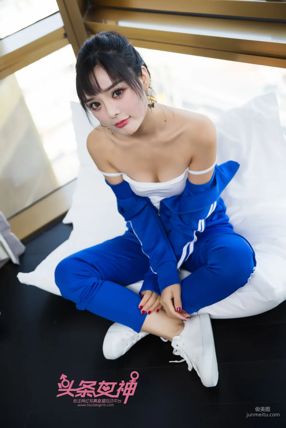 Zhou Xiyan, Midterm Exam [TouTiao Goddess] Photo Set photo 5