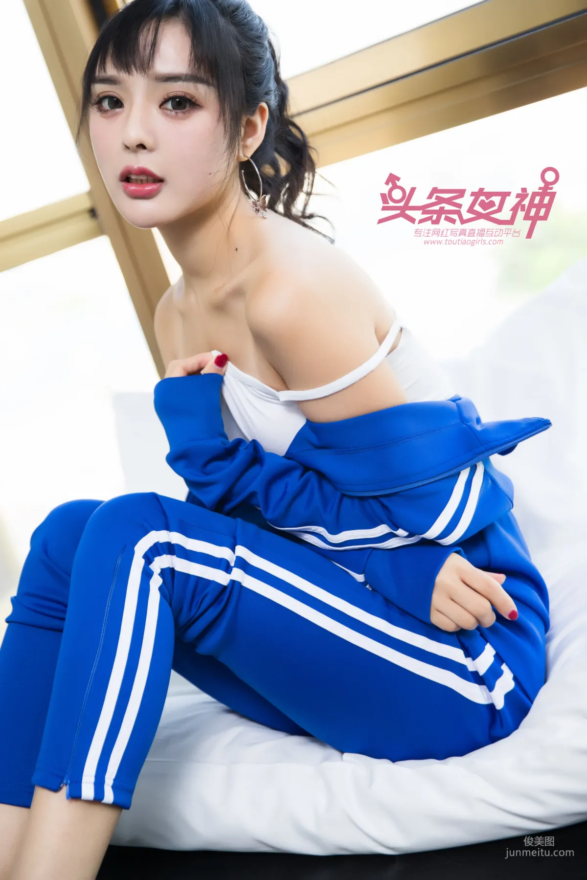 Zhou Xiyan, Midterm Exam [TouTiao Goddess] Photo Set photo 8
