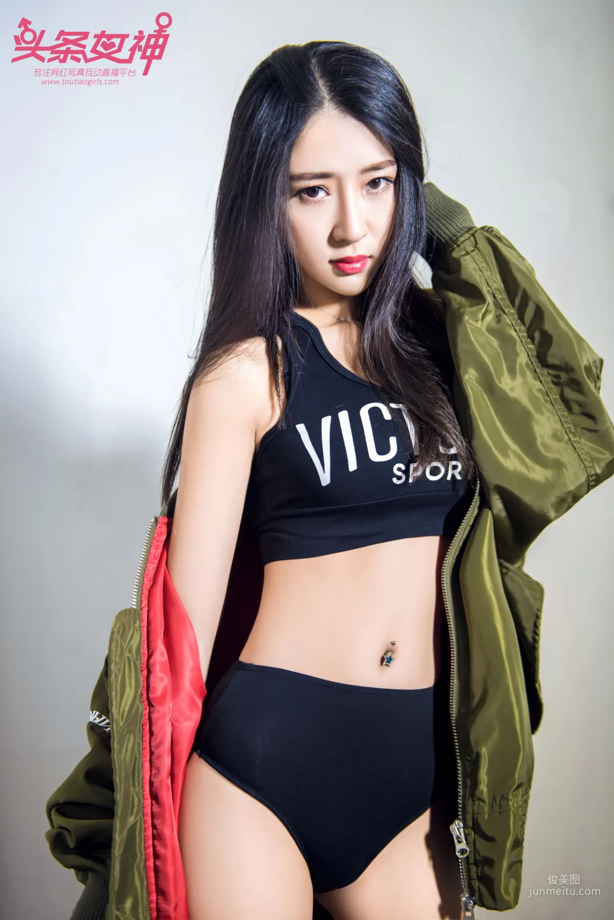 Ru Yi: TouTiao Goddess photo 2