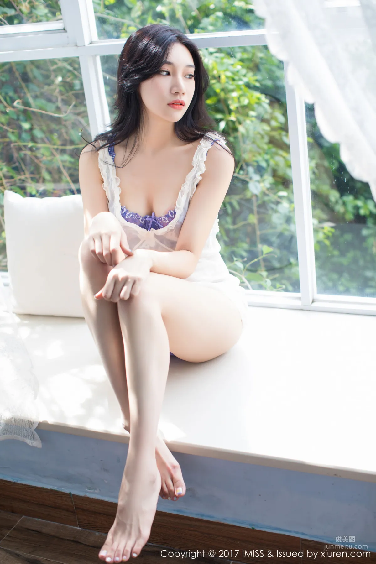 Xiaohuli Sica Black Lace and Beautiful Legs, An Extremely Seductive Performance [IMISS] Vol.187 Photo Set photo 2