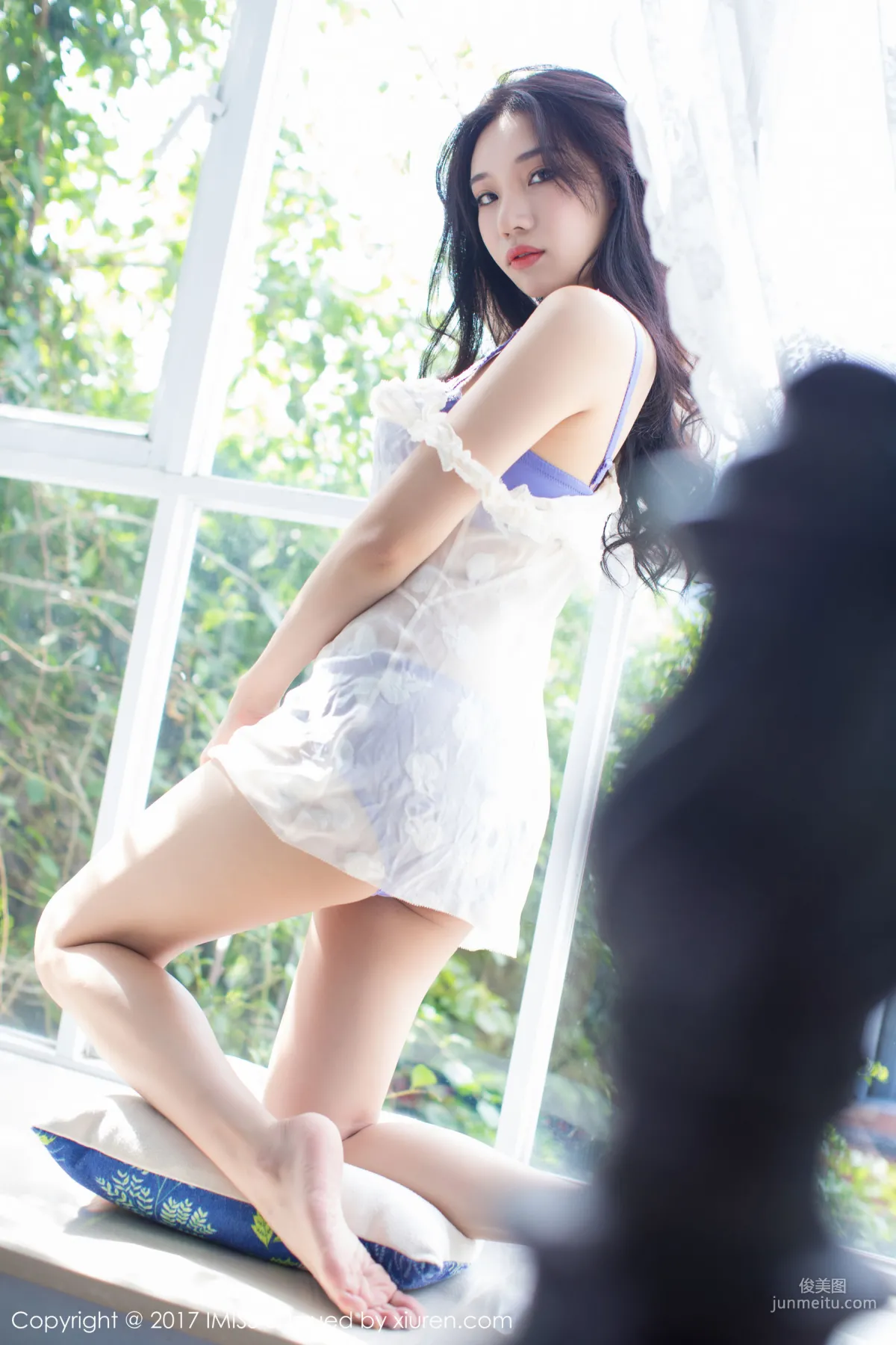 Xiaohuli Sica Black Lace and Beautiful Legs, An Extremely Seductive Performance [IMISS] Vol.187 Photo Set photo 12