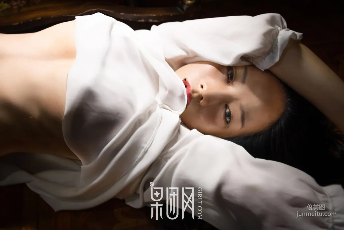 EMILY《Wrapped in Black Stockings, Oriental Beauty Blooms for You Tonight》 [Girlt] NO.071 Photo Set photo 31