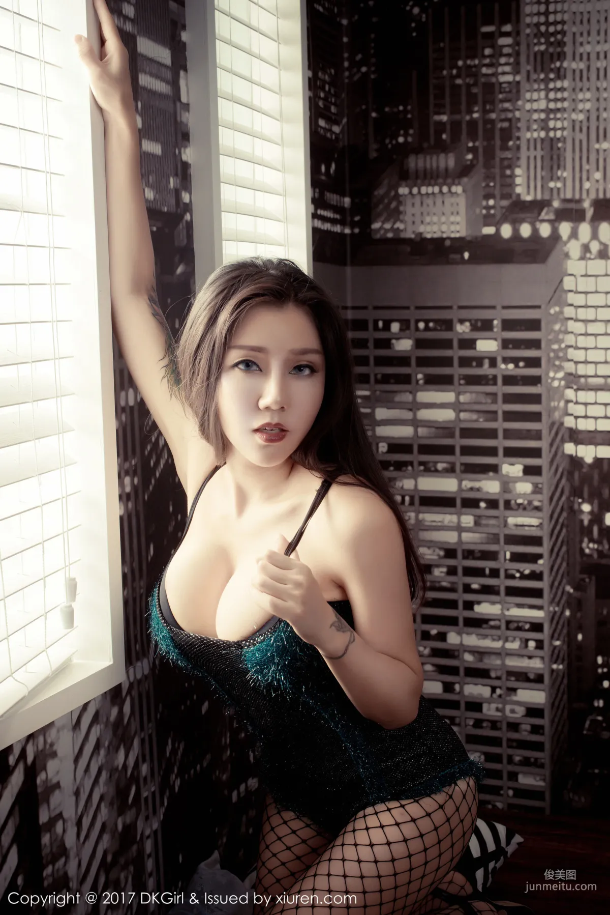 Xia Yan, Big Bust and Curves, Endlessly Charming and Alluring [DKGirl] Vol.037 Photo Set photo 29