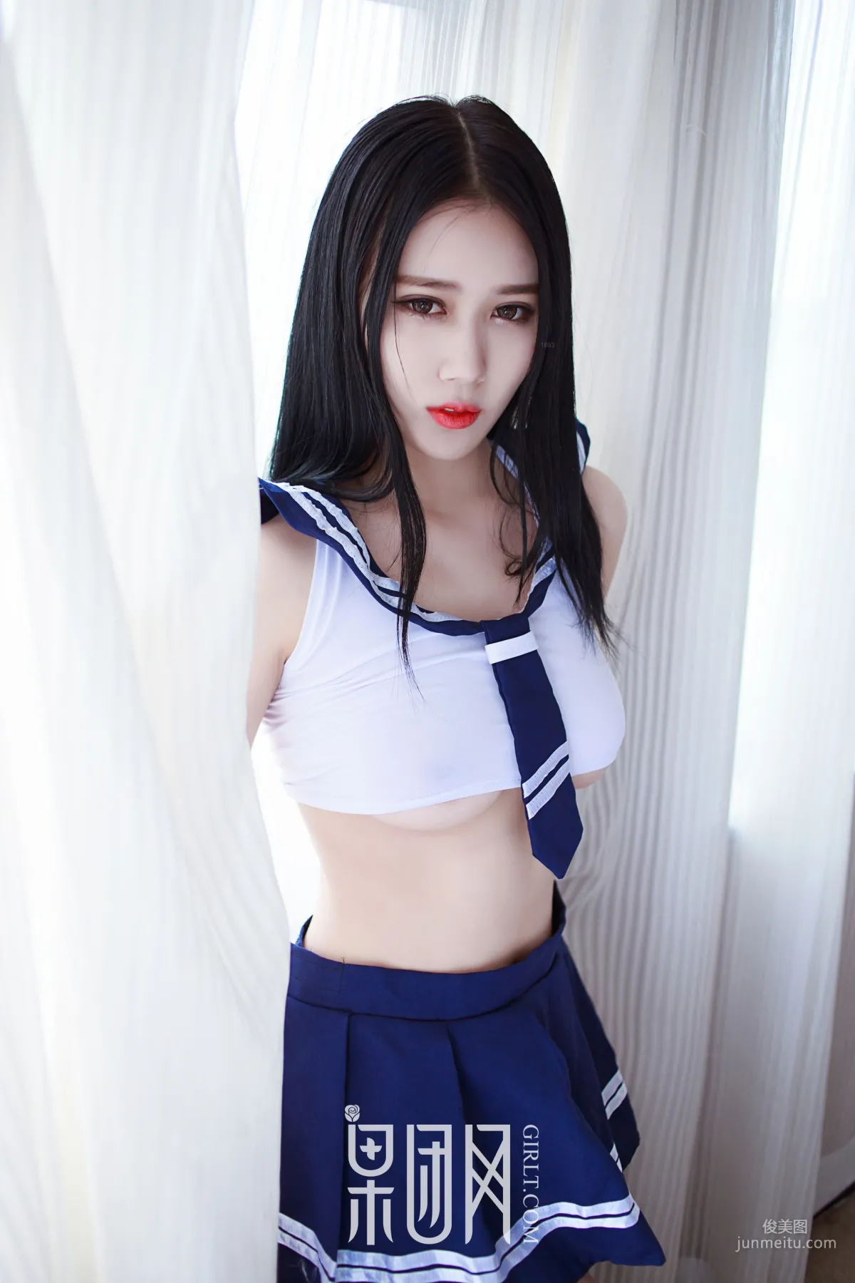 In the North There Is a Beauty, Standing Alone in the World! [Girlt] NO.096 Photo Set photo 2