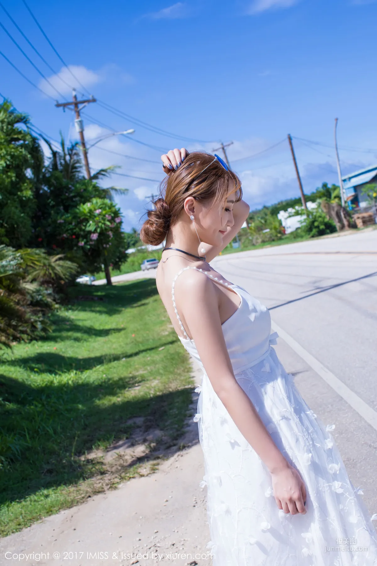 Yuwei Vivian Sexy OL + Fresh White Long Dress [IMISS] Vol.191 Photo Set photo 20