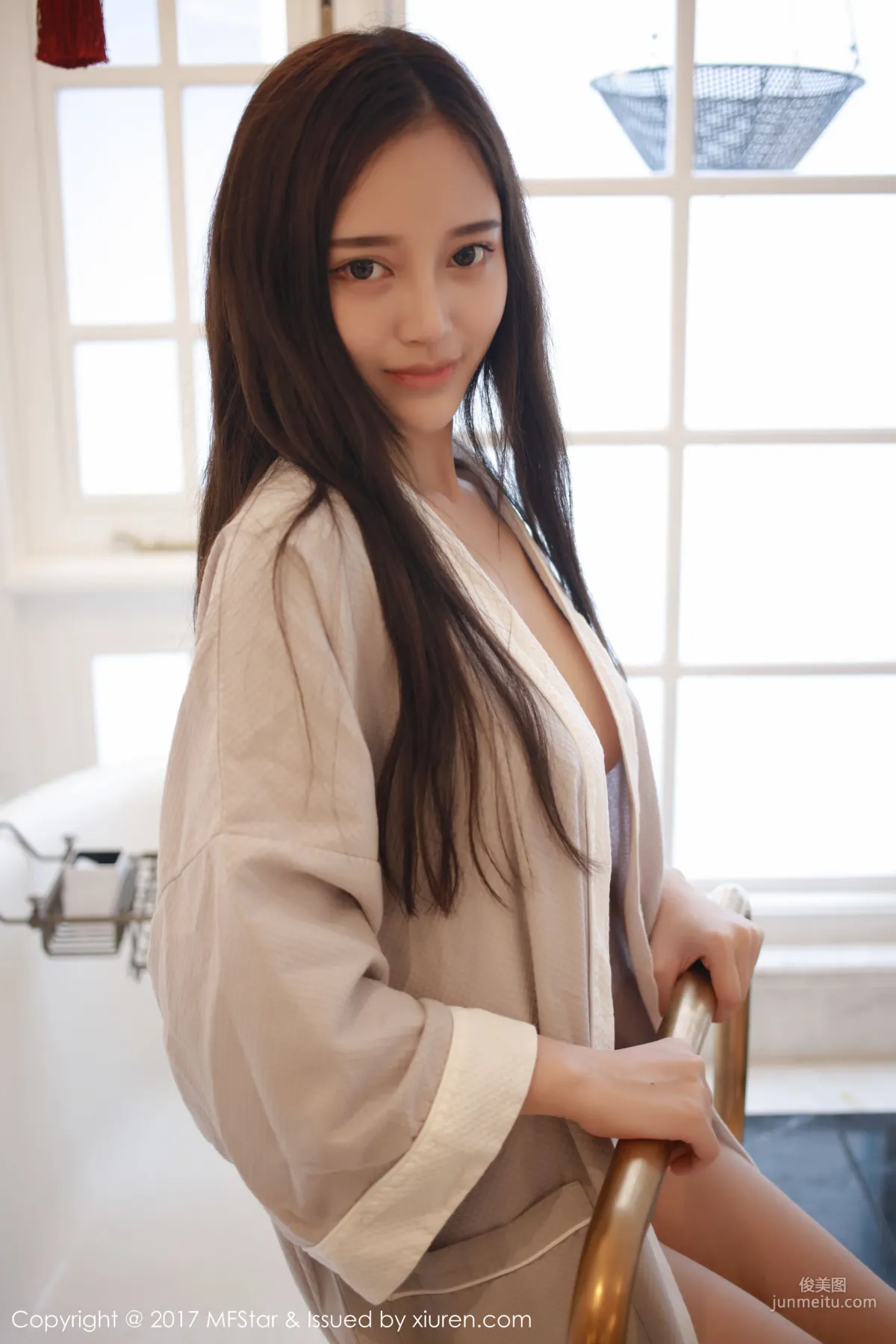 Tang Qier il Sexy Slip Dress and Slit Pajamas [MFStar] Vol.106 Photo Set photo 36