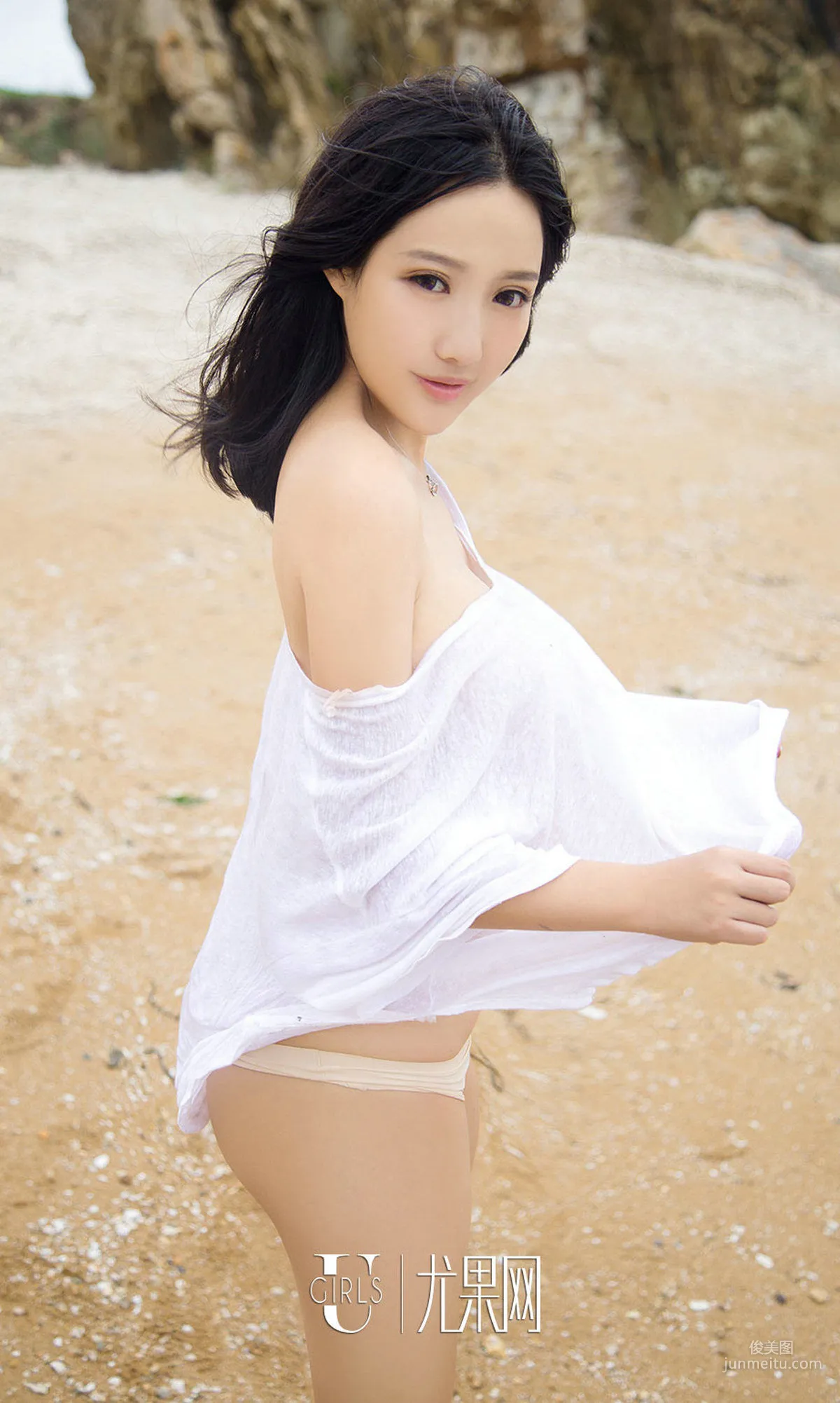 Ni Yeteng Hitting the Rocks [Ugirls] NO.864 Photo Set photo 9