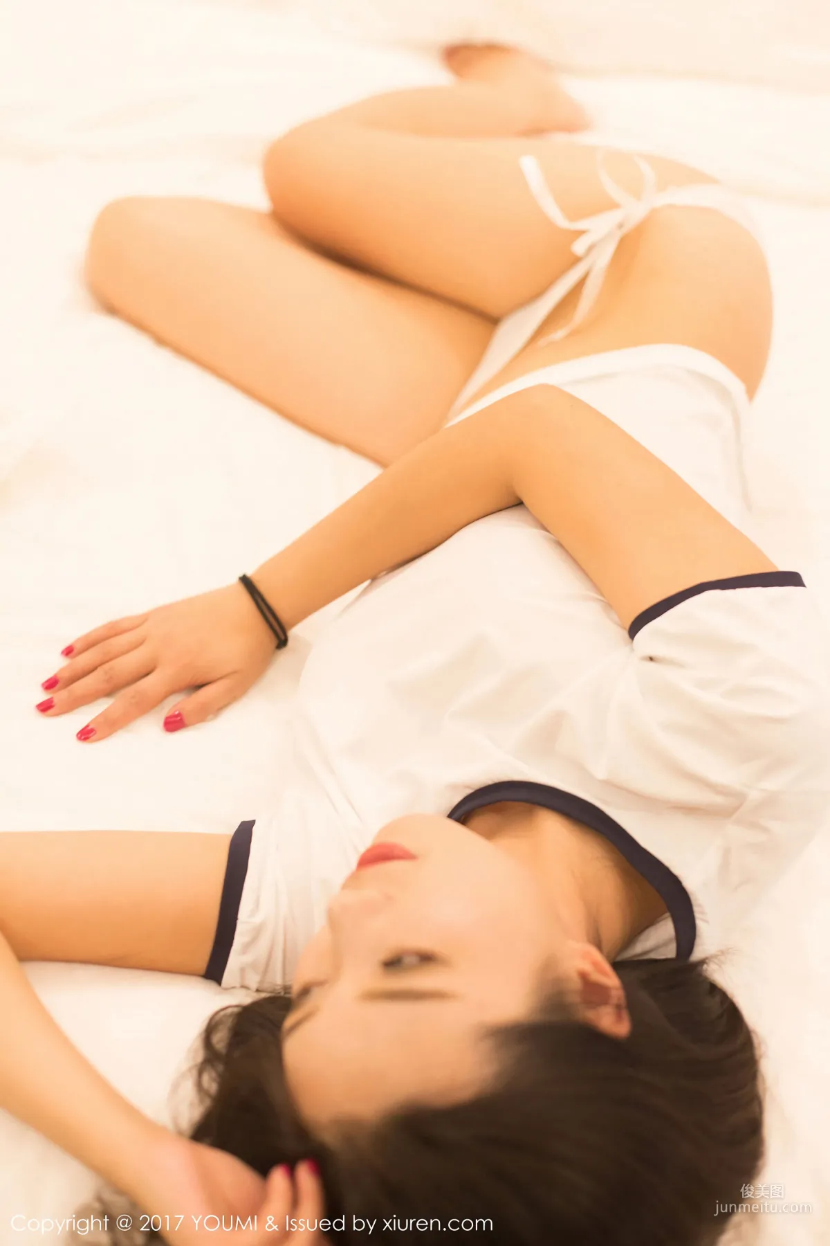 Song KiKi 'Delicate Makeup + Bathroom Wet Body Seduction' [YouMi] Vol.079 Photo Set photo 29