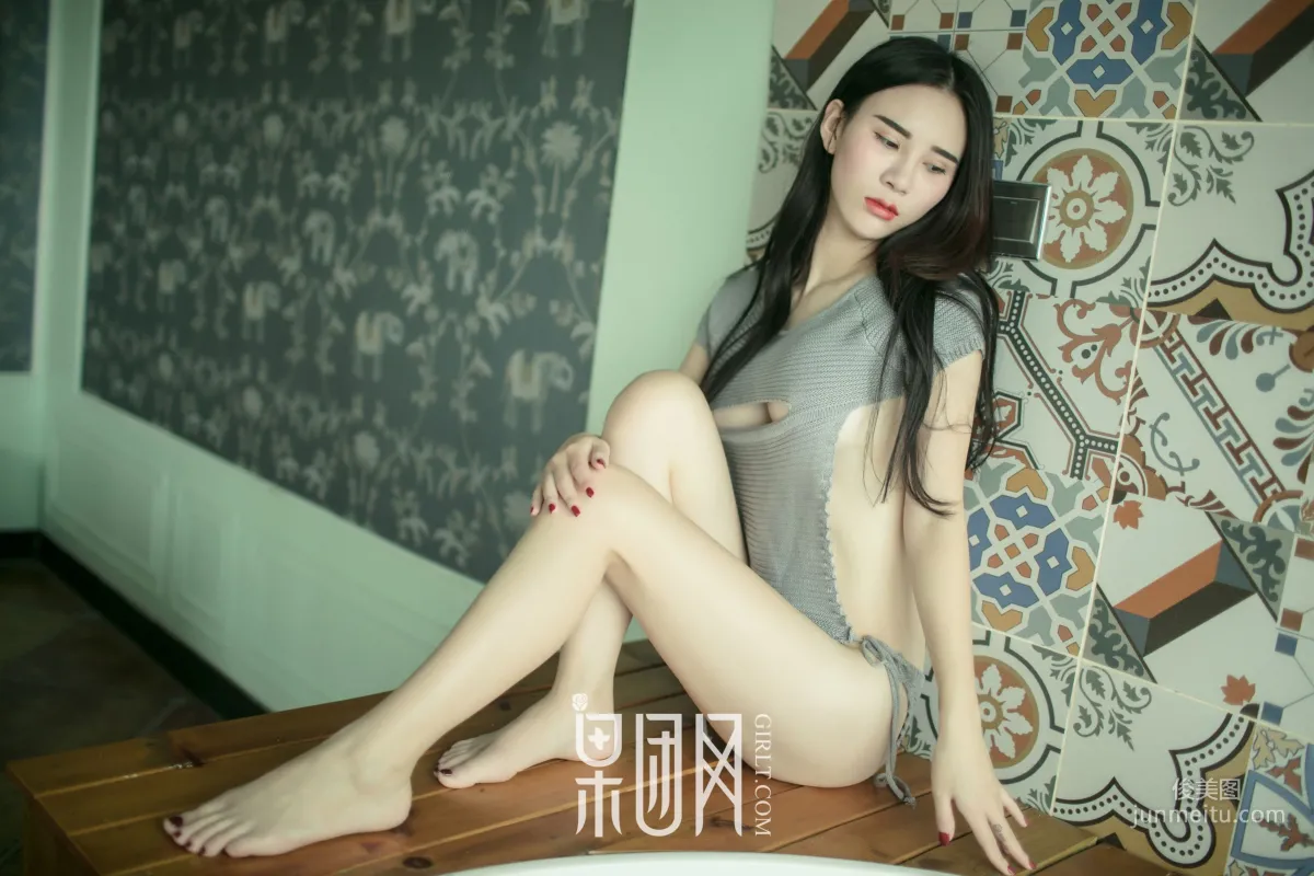 Wan Wan, Tough Queen Shows Off Beautiful Back in Vacuum, Bathtub Wet Body Utterly Captivating! [Girlt] NO.075 Photo Set photo 27