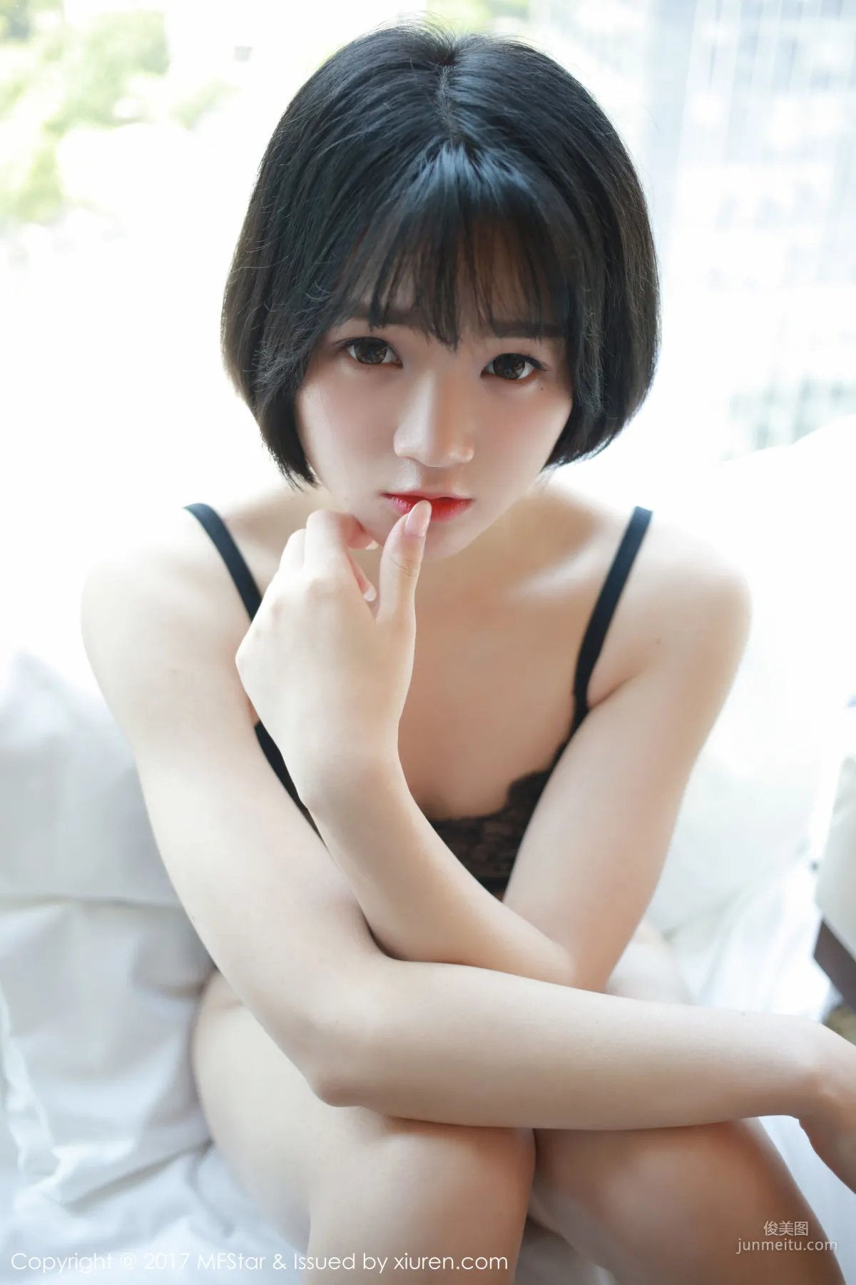 悦爷妖精《妖艳的玫瑰》 [模范学院MFStar] Vol.110 写真集8