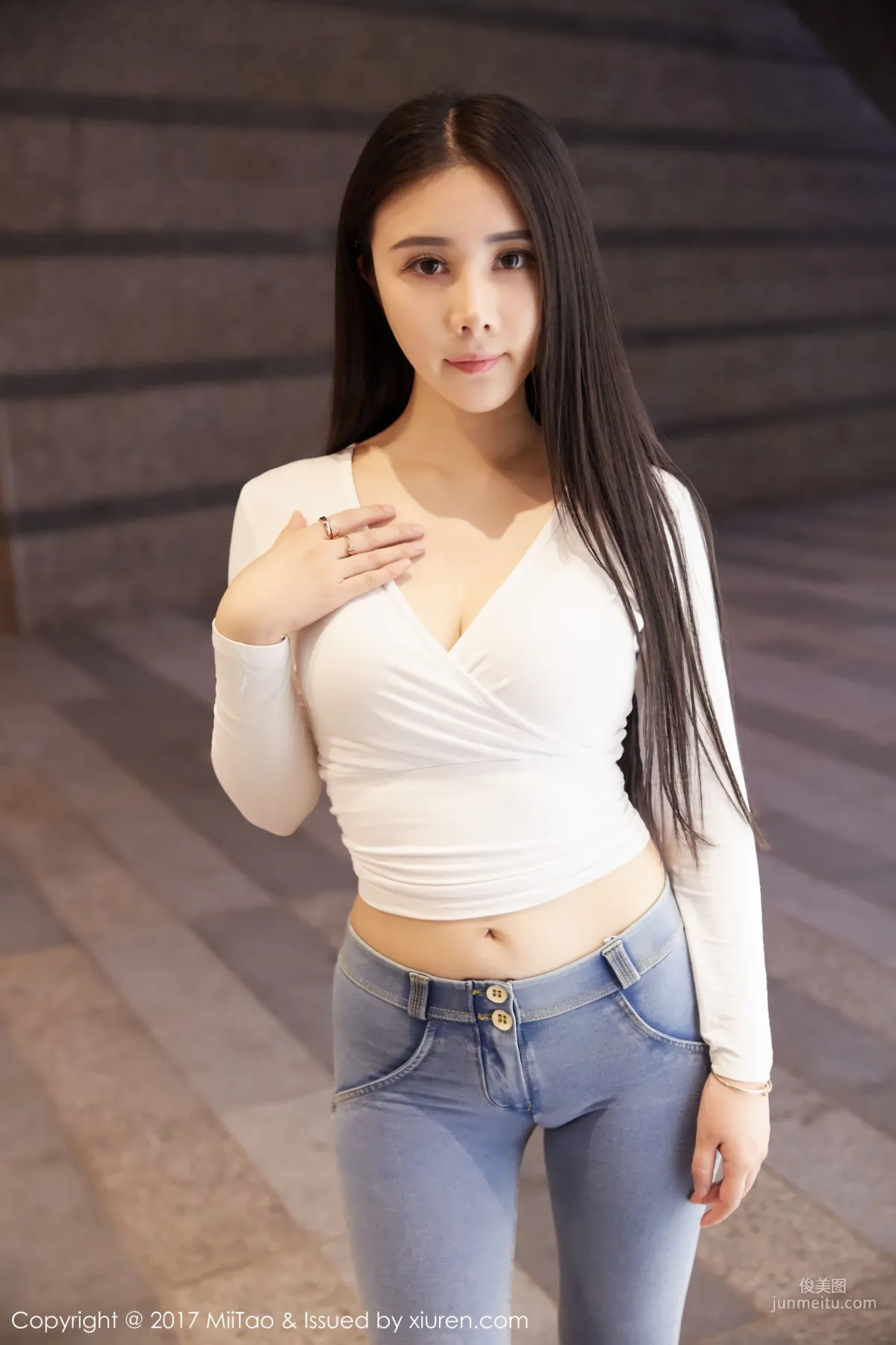 Lu Xuanxuan Cecilia, Denim Goddess + Street Snap [MiiTao] Vol.084 Photo Set photo 27
