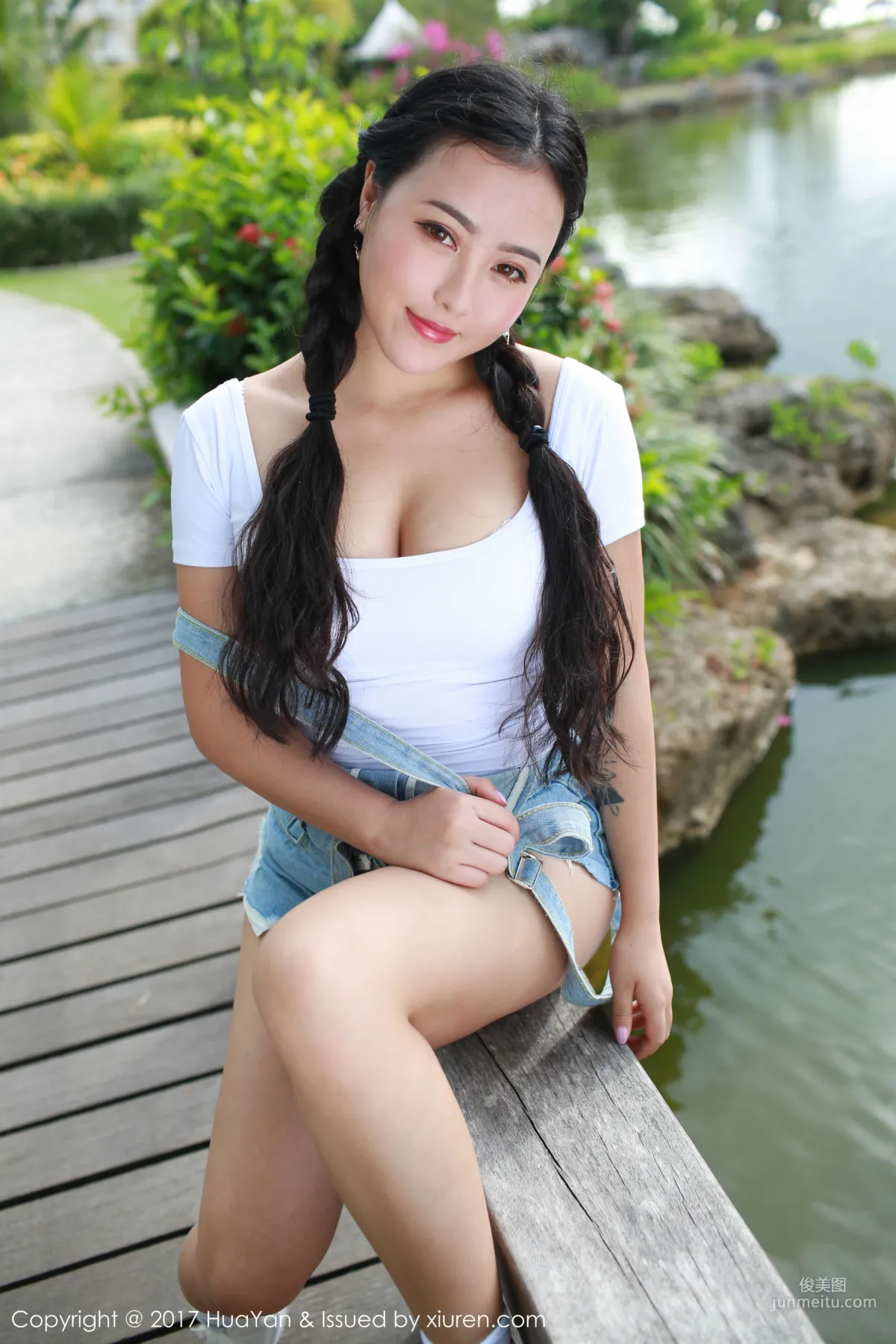 Manuela Ma Luna, Sweater Curves + Suspender Denim Series [Hana no Kao] Vol.047 Photo Set photo 24