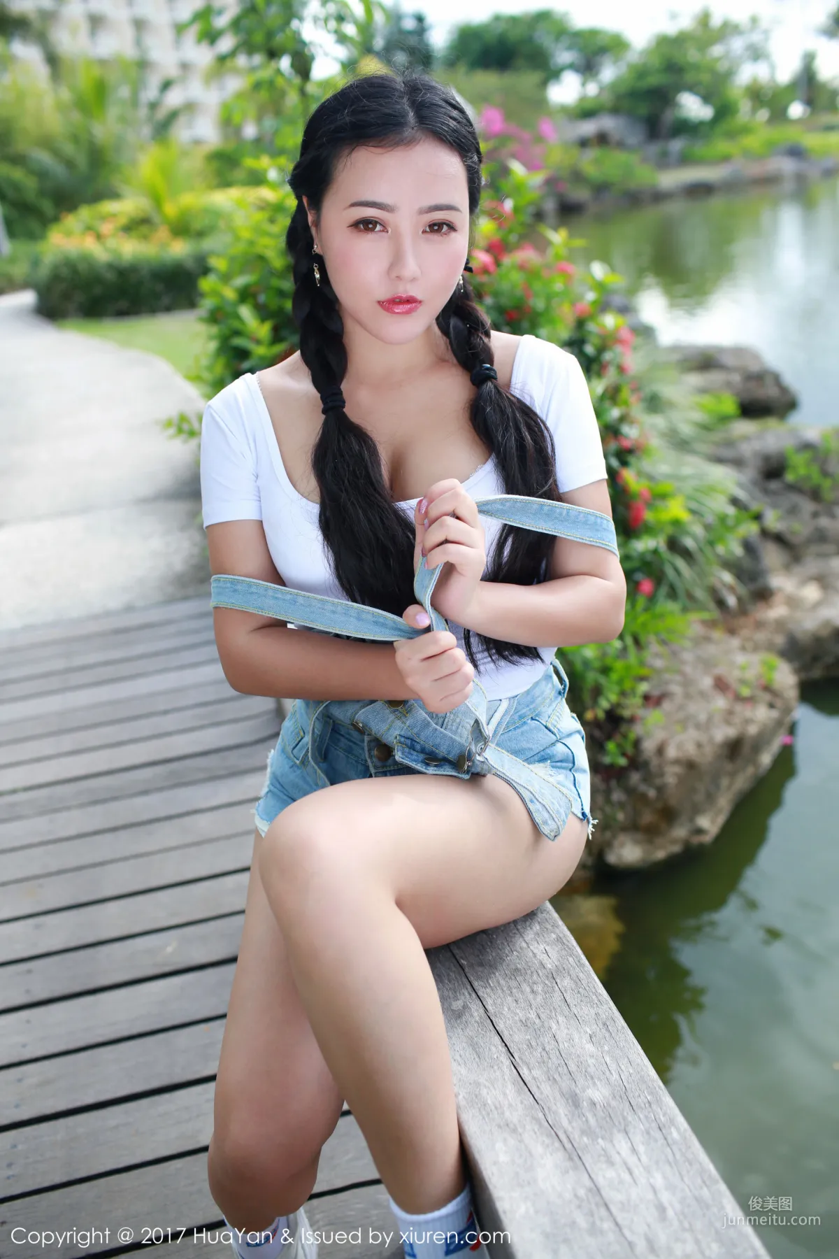 Manuela Ma Luna, Sweater Curves + Suspender Denim Series [Hana no Kao] Vol.047 Photo Set photo 25