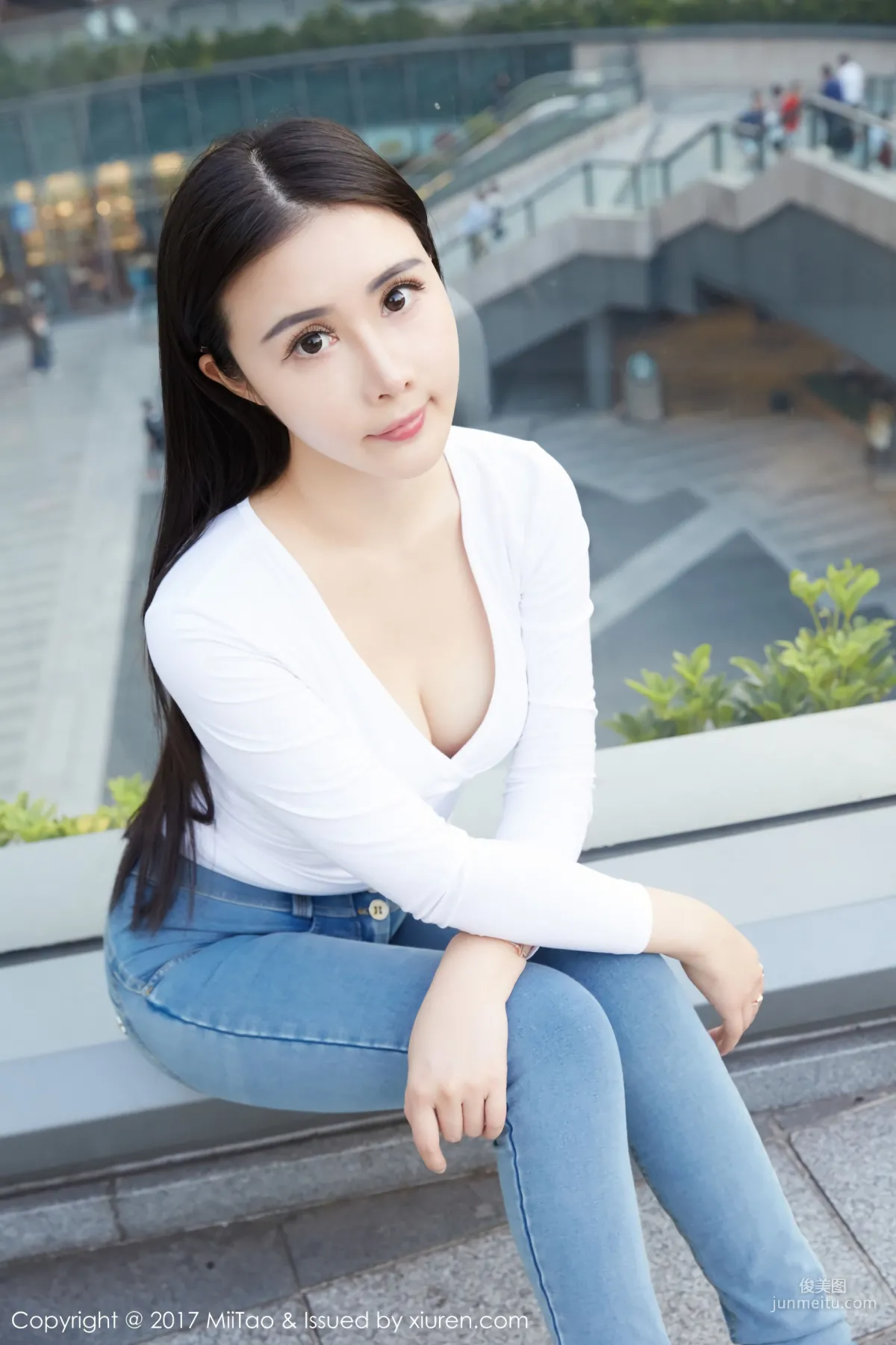 Lu Xuanxuan Cecilia, Denim Goddess + Street Snap [MiiTao] Vol.084 Photo Set photo 17